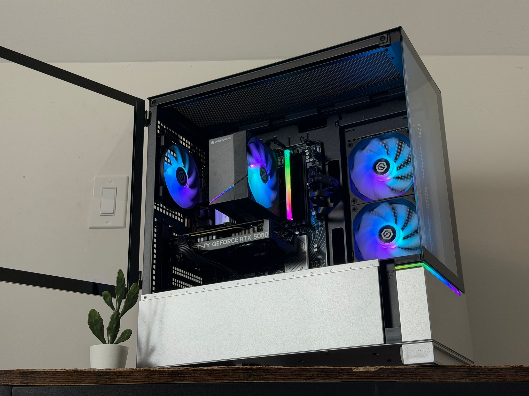 RTX 5060 | RYZEN 5 8400F | 16GB DDR5 | 1TB NVME SSD | GAMING PC
