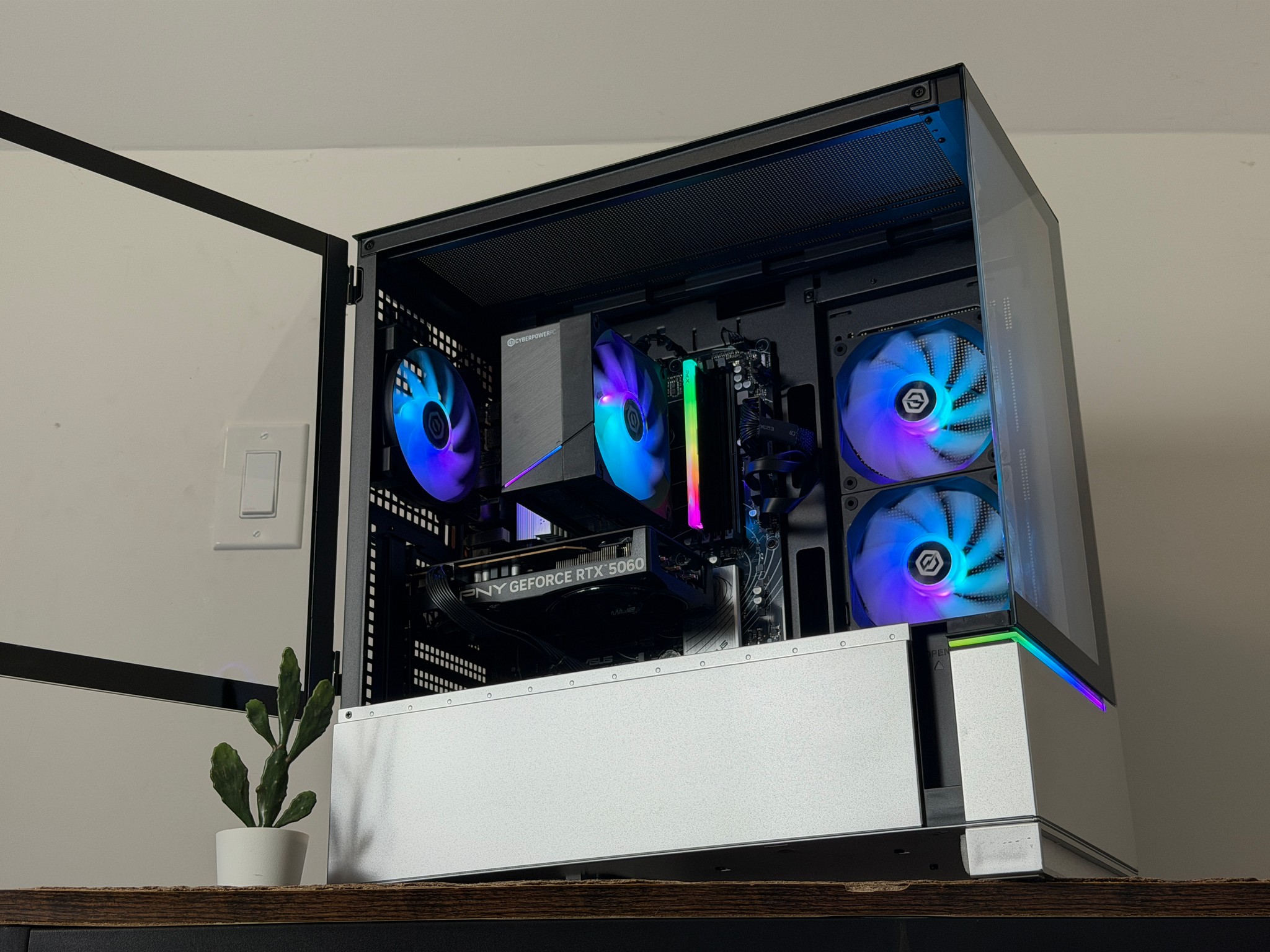RTX 5060 | RYZEN 5 8400F | 16GB DDR5 | 1TB NVME SSD | GAMING PC