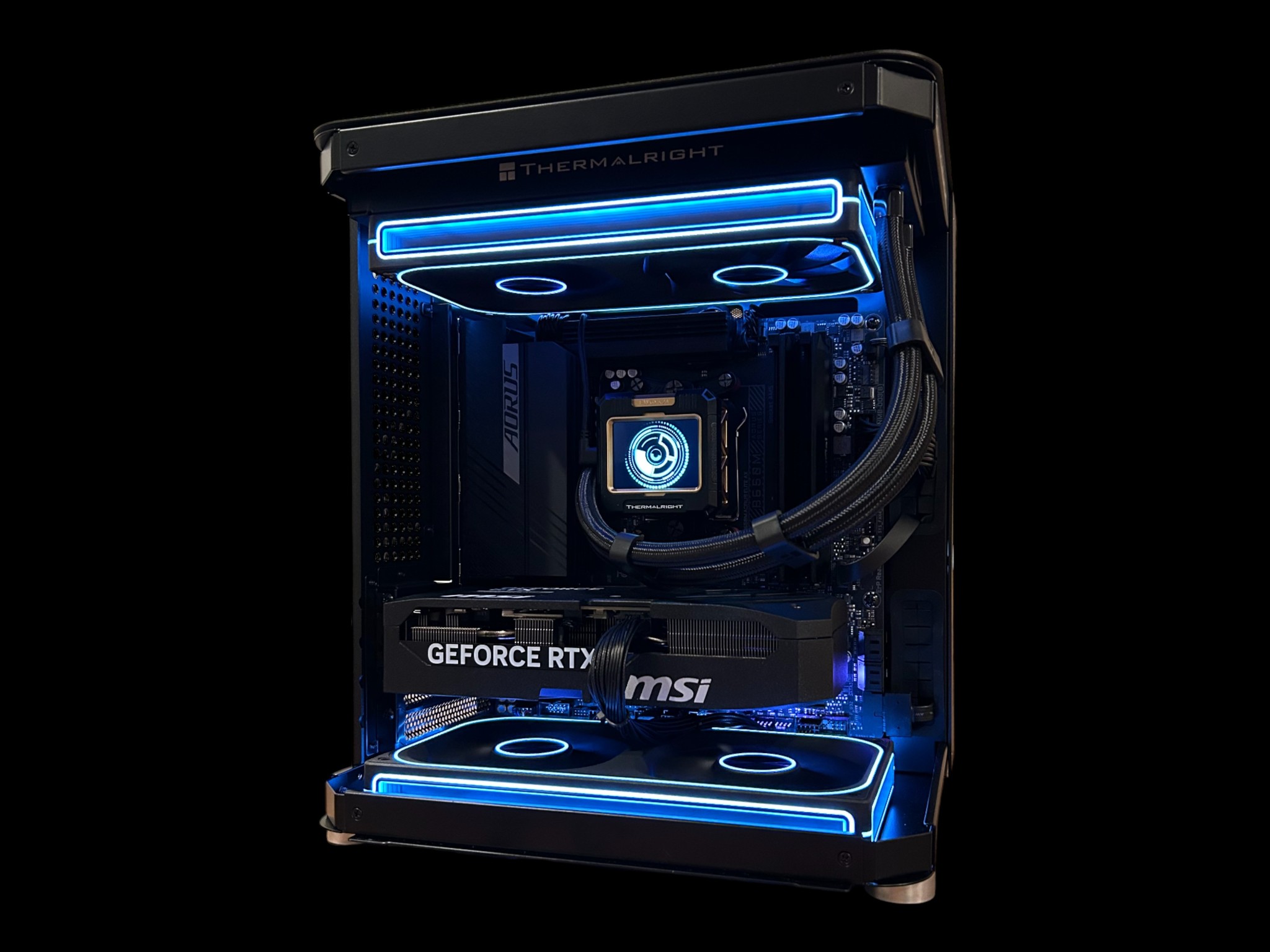 RTX 5070 12GB | Ryzen 7 9700X | 32GB DDR5 6200MT/s | 2TB NVMe | The Apollo