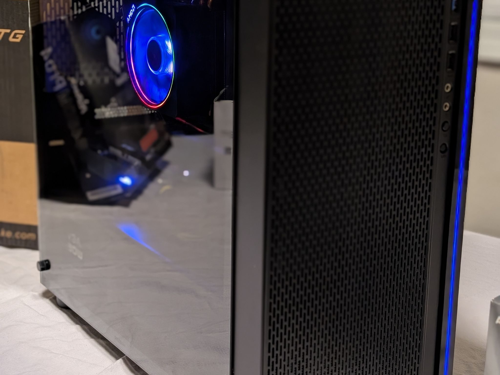 Retro 2018 Gaming PC, Ryzen 5 2600, RX 570