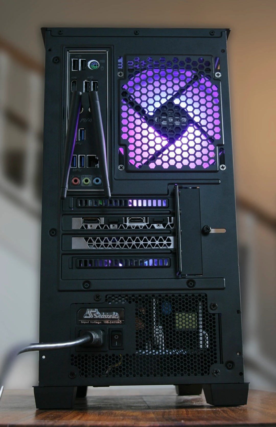 Gaming / Streaming PC - Nvidia GTX 1080 Ti - Ryzen 7 3700X - 16GB