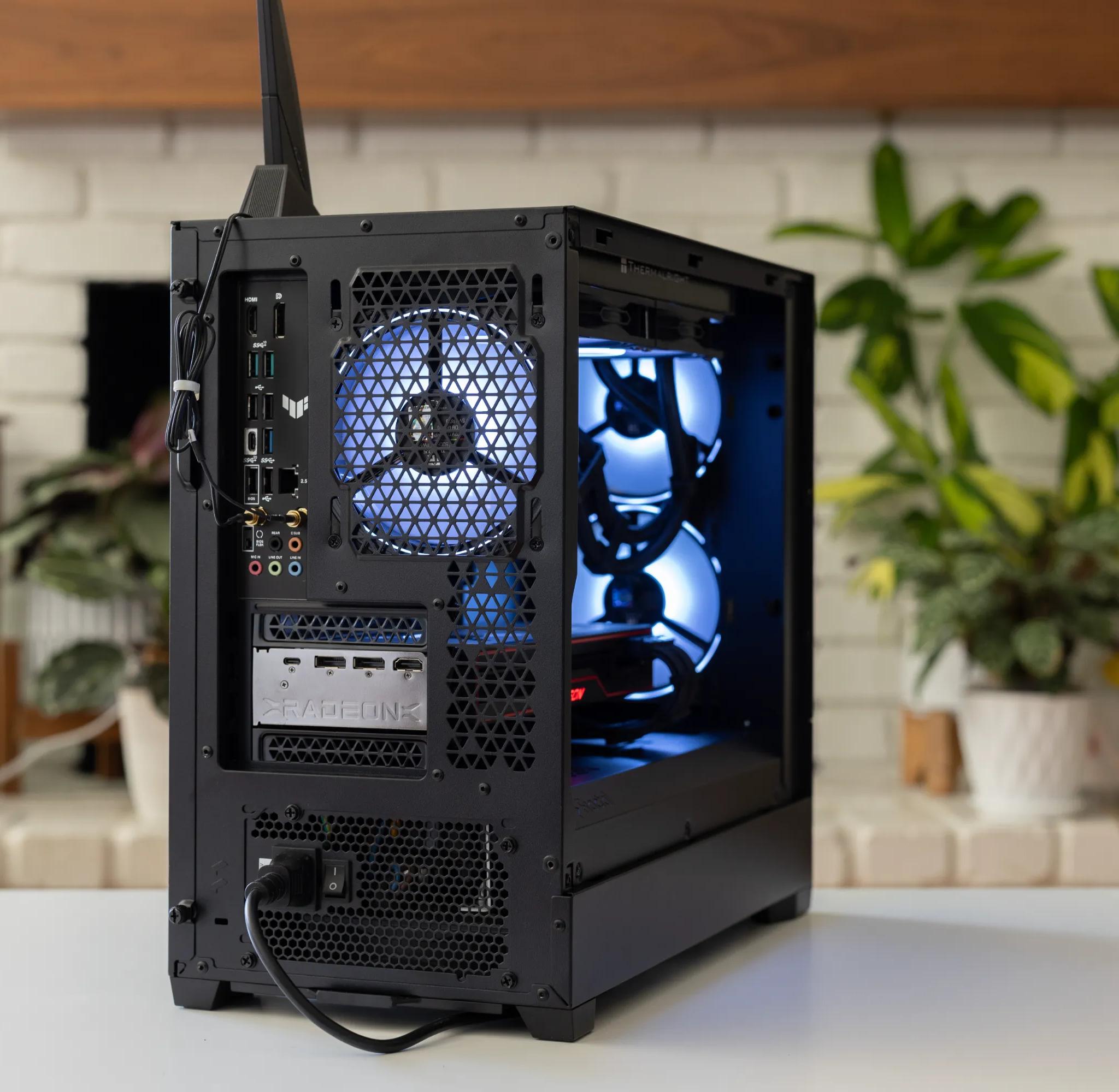 RX 6800 16GB, Ryzen 5 9600X, 32GB DDR5 6000, 1TB NVME, WiFi, Gaming PC