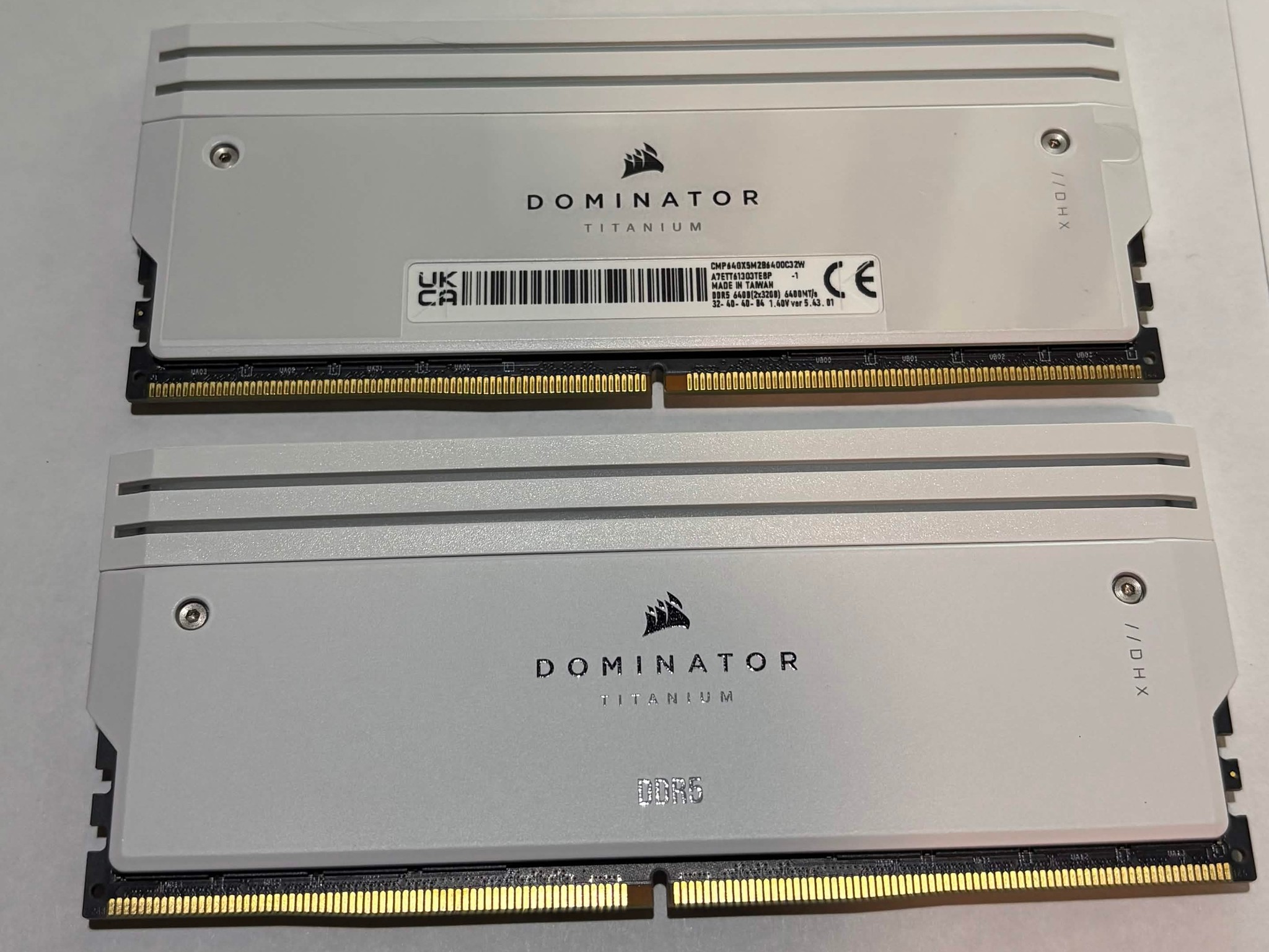 Corsair Dominator Titanium DDR5 32GB DDR5-6400 (2x32GB)