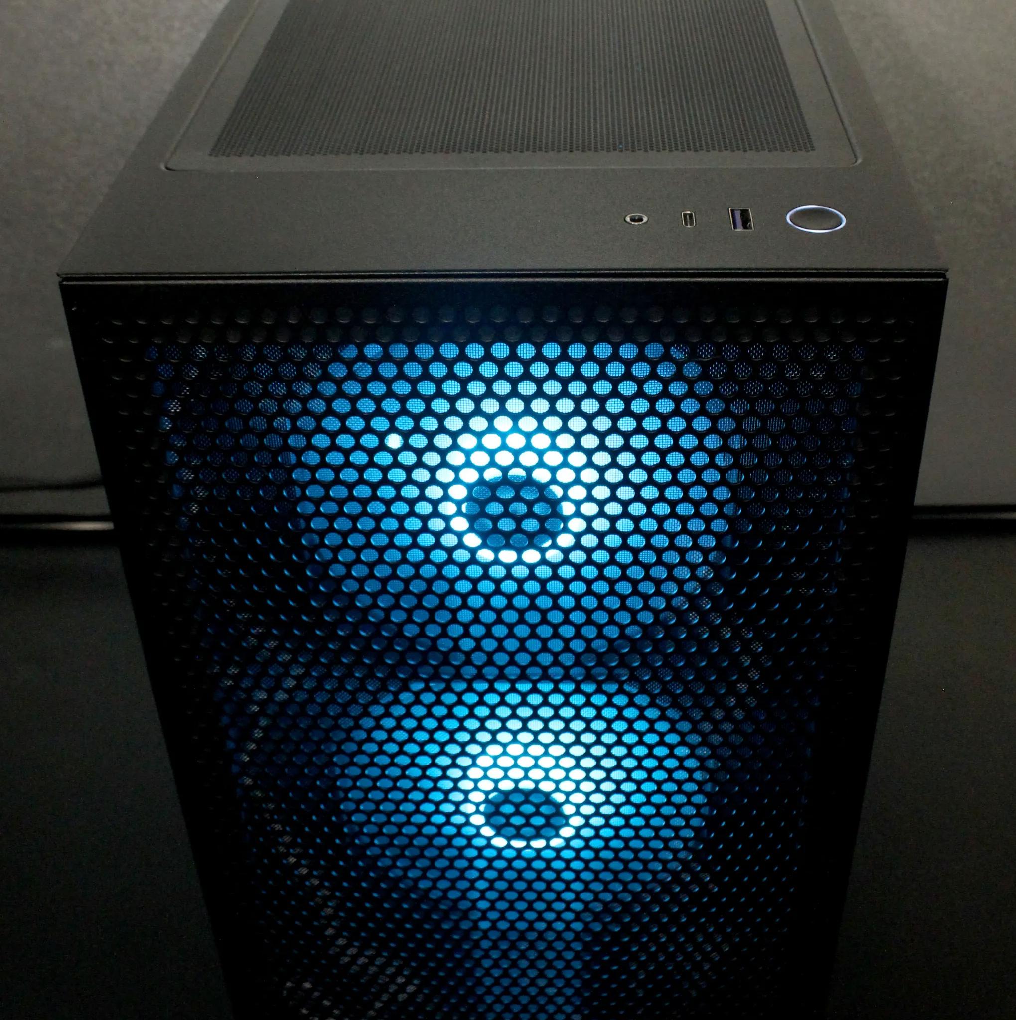 ARGB Water Cooled Gaming PC / Ryzen 5 5600X / RX 6800 16GB / 16GB DDR-4 3600 / 1TB / Windows 11 Pro