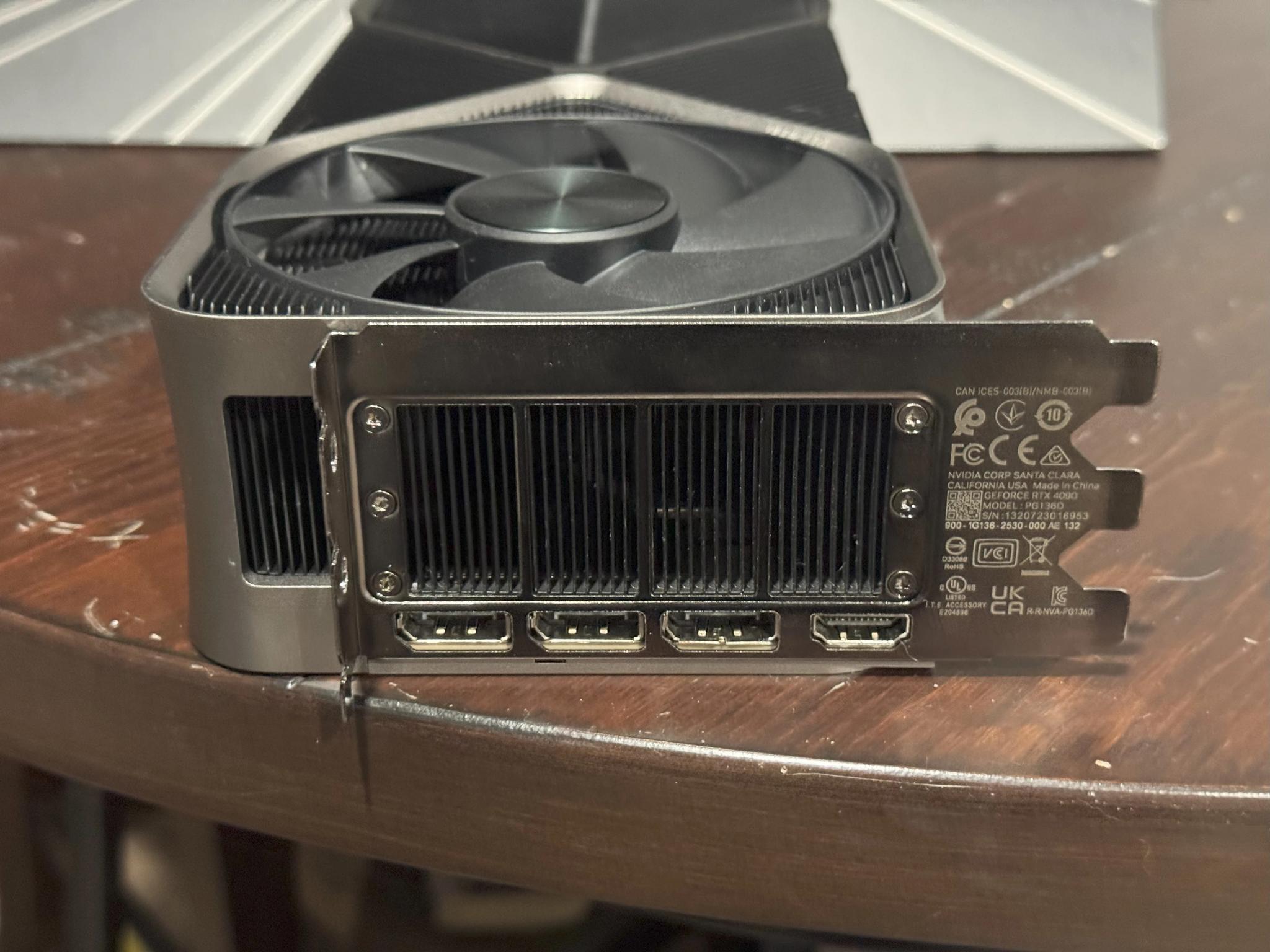 RTX 4090 Foudner Edition