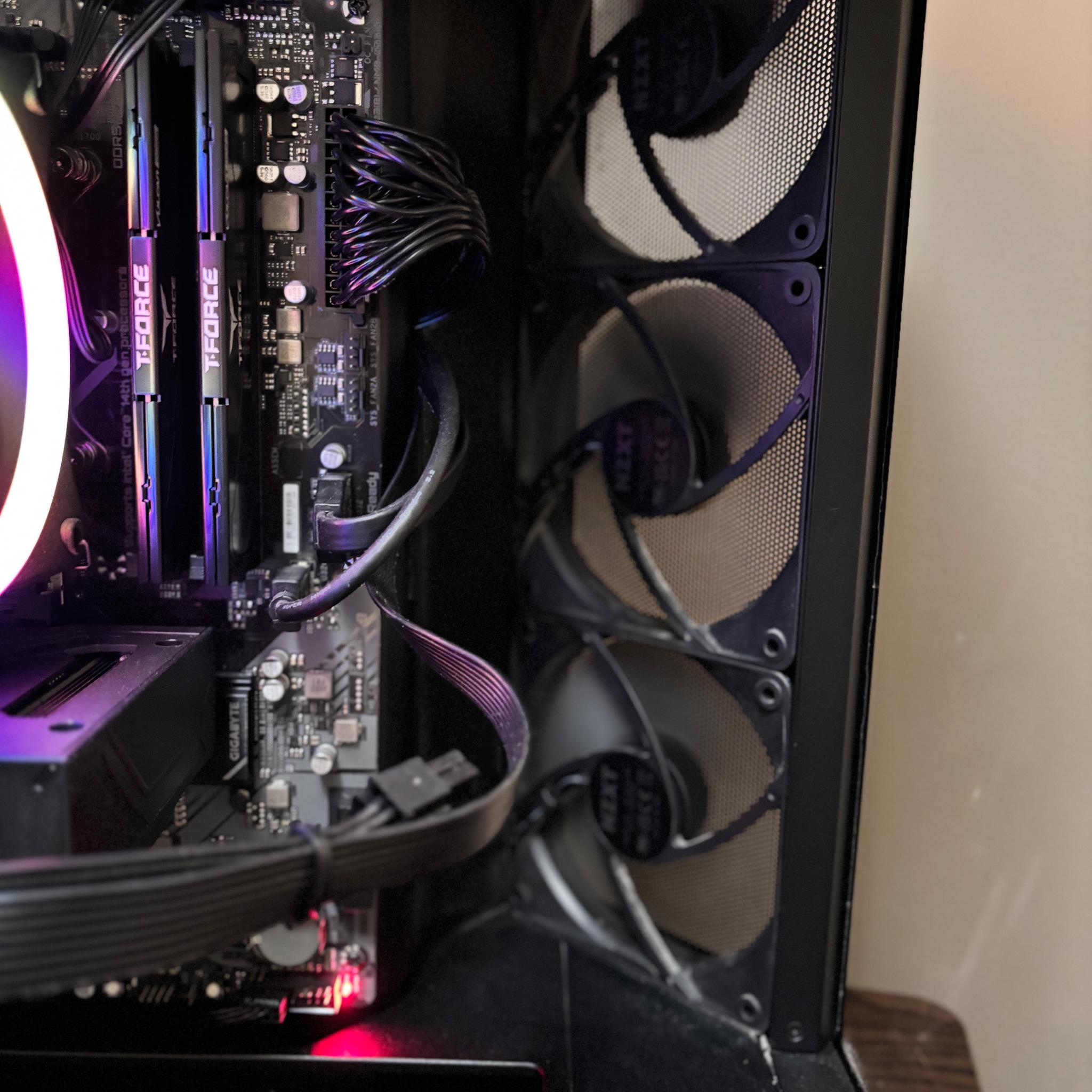 Core i5 - 13400F | RTX 4060 Ti | 16GB DDR5 | 1TBSSD | 650W Gold PSU | RGB FAN |