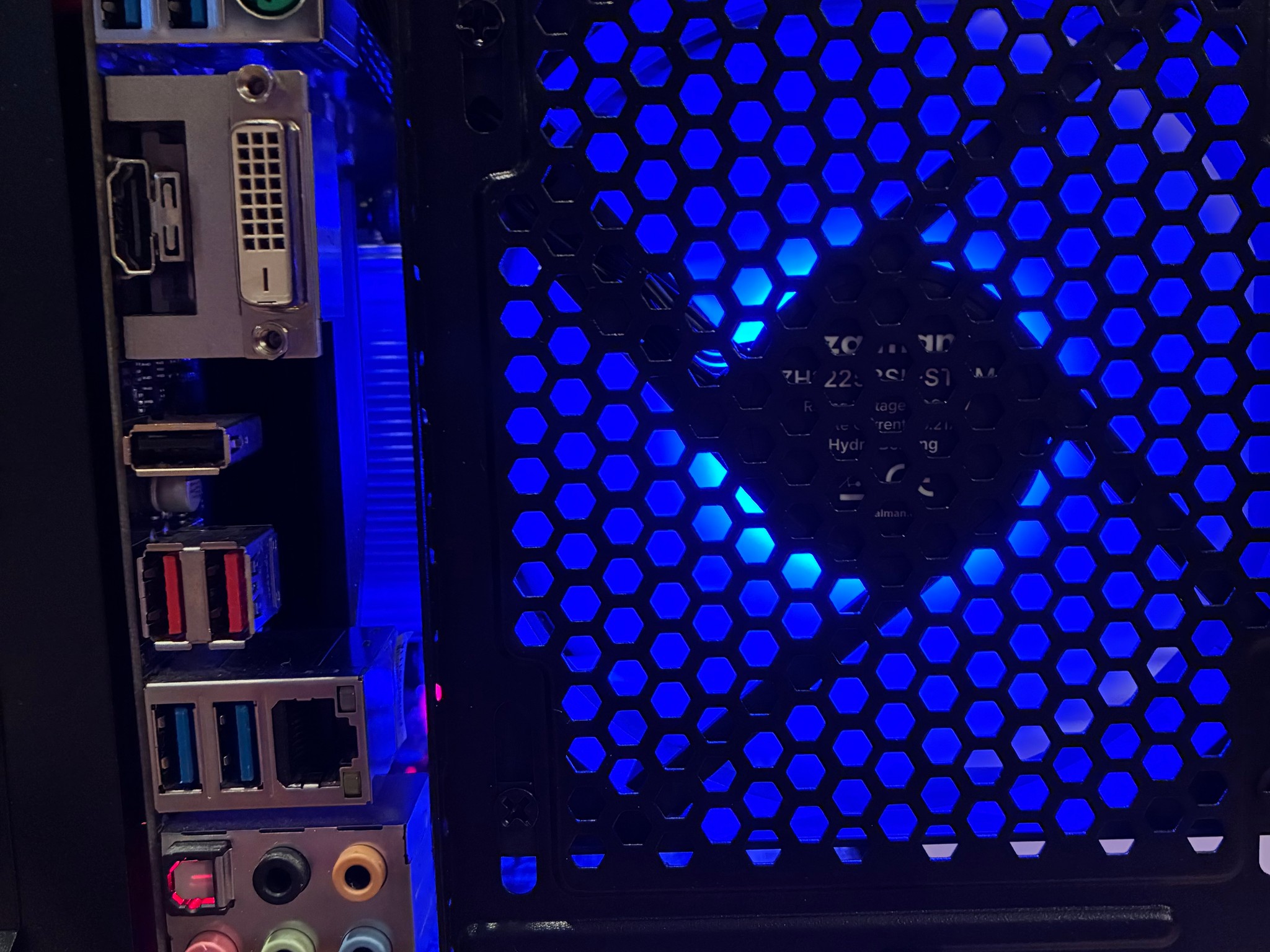 RX 580X R5 1500X CUSTOM GAMING PC 512GB NVME SSD 16GB DDR4 WIFI 6 BLUETOOTH WINDOWS 10