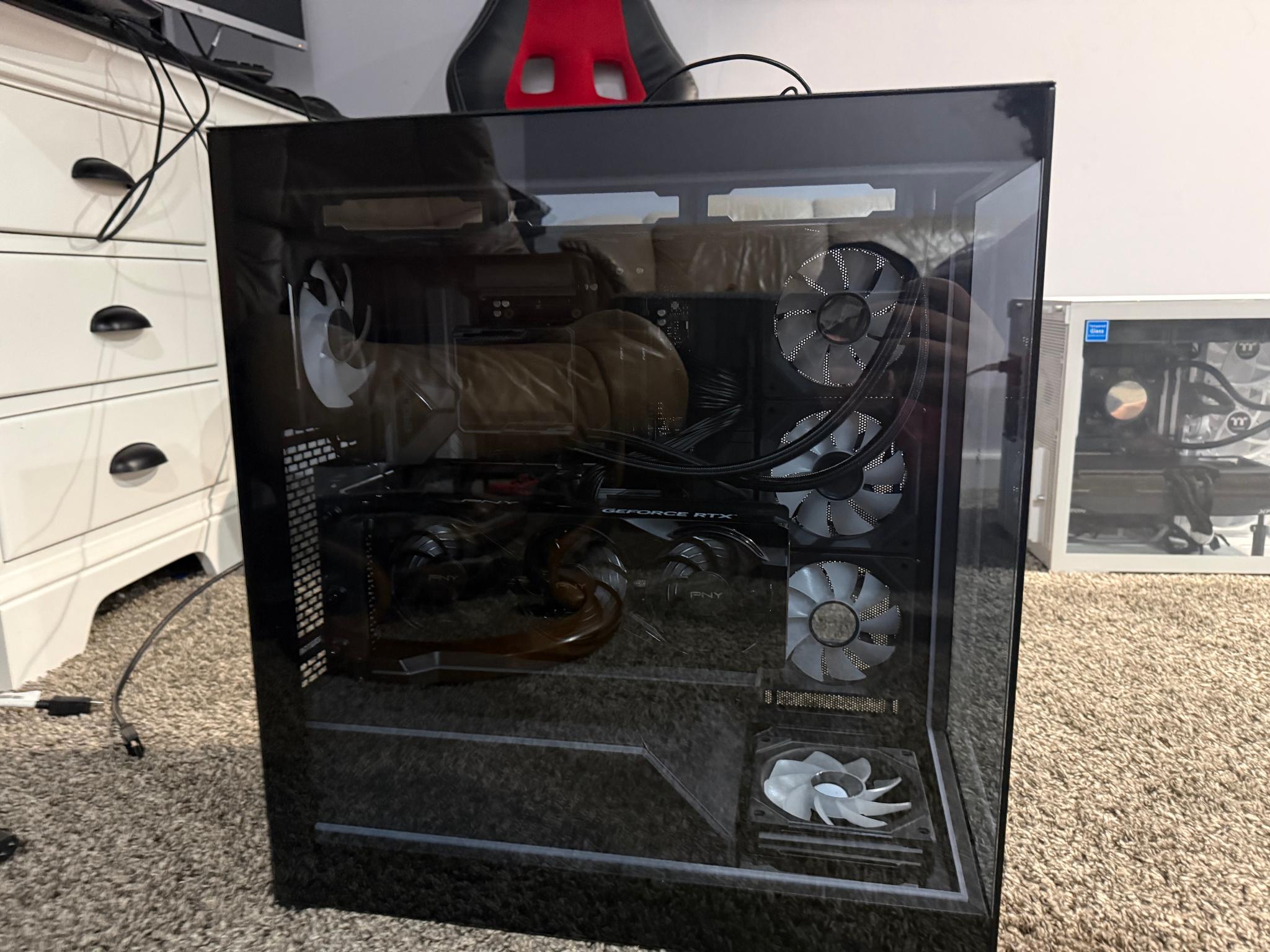 Custom Gaming PC Build | NVIDIA RTX 5070 ti | 32GBs Ram DDR5 | 2tb M.2 NVMe | AIO Cooler w display