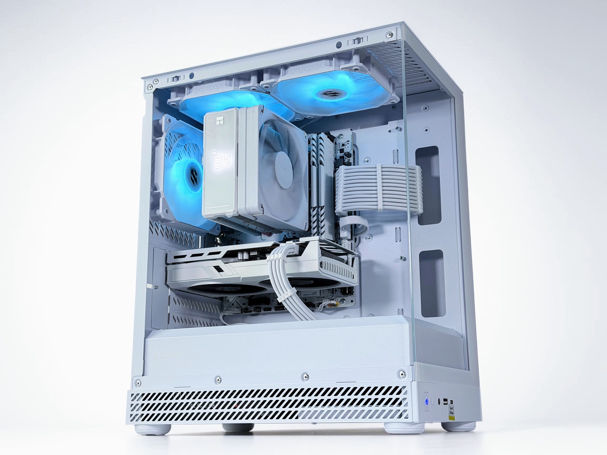 🌬️🌨️Gaming PC❄️AMD RX 6600 8GB❄️AMD Ryzen 5 3500X 6 core❄️16GB DDR4❄️ 1.25TB  SSD