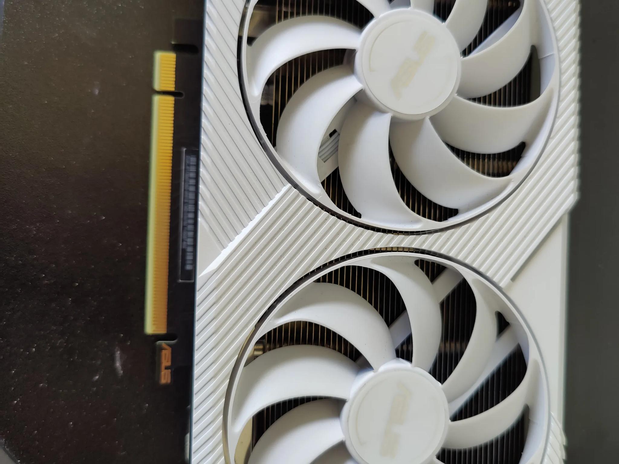 Asus RTX 3060 OC Dual white