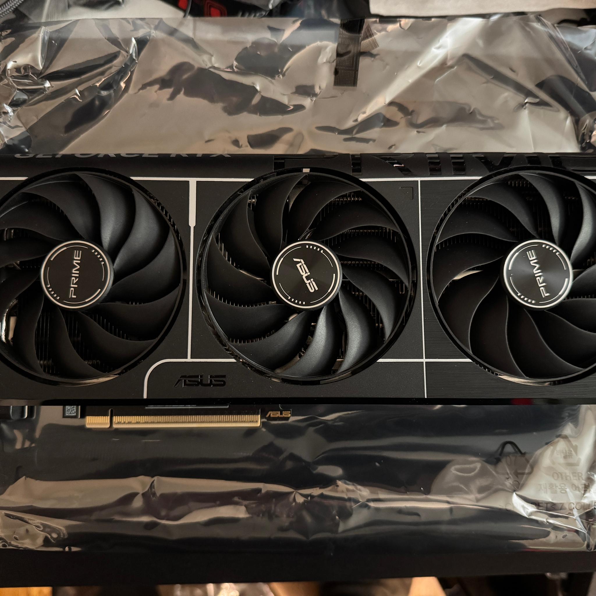 ASUS PRIME GeForce RTX 5070 Ti 16GB GDDR7