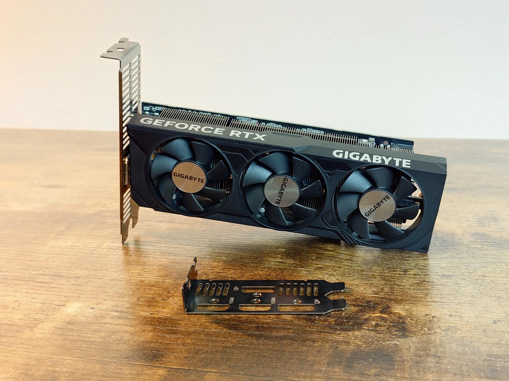 Gigabyte 4060 LP