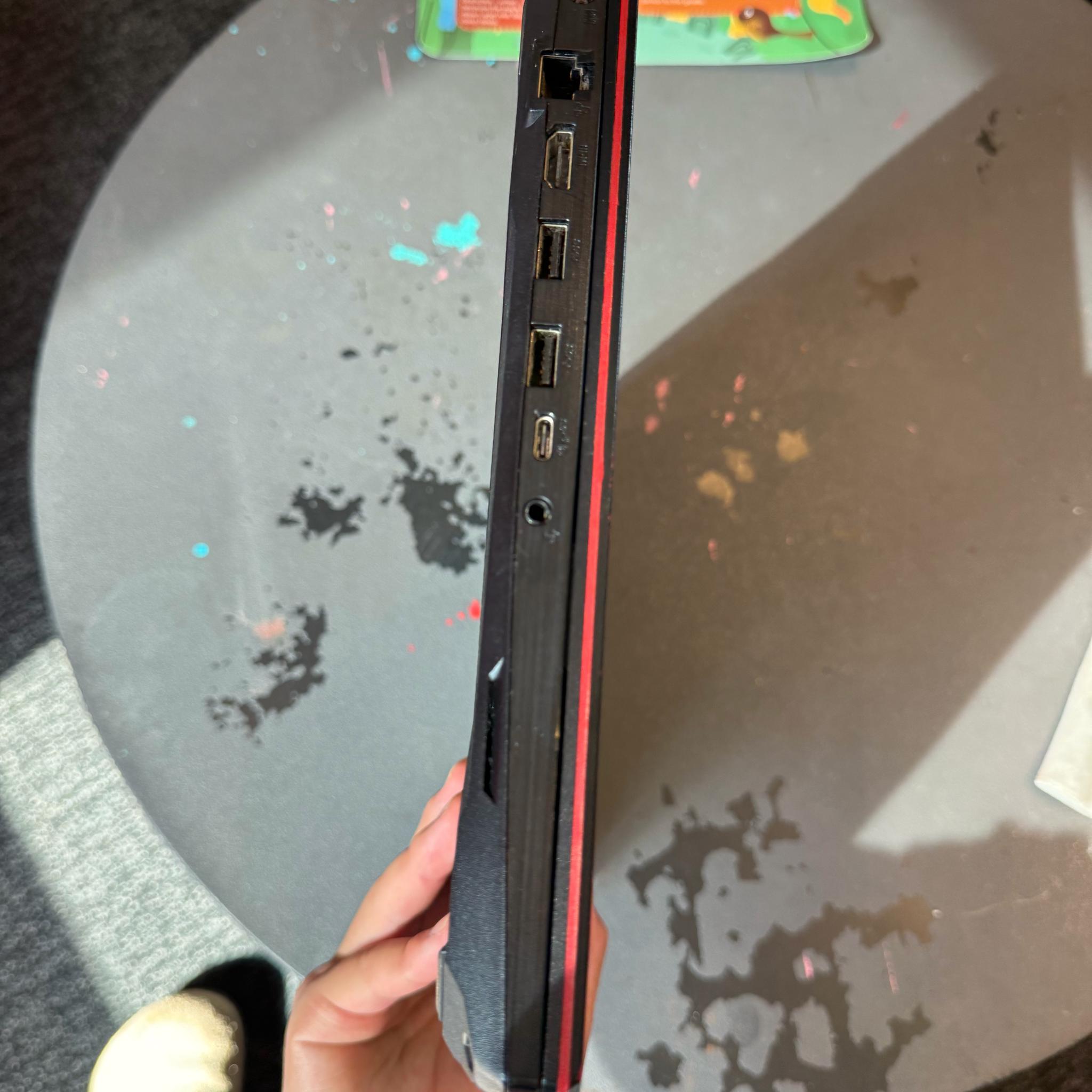 ASUS TUF Gaming F15 FX506LI 15.6" i5-10300H Nvidia GTX 1650 TI 8GB RAM 256GB SSD