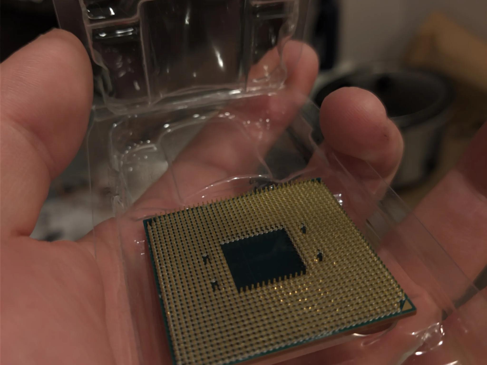 5600x CPU great condition, AMD cooler included
