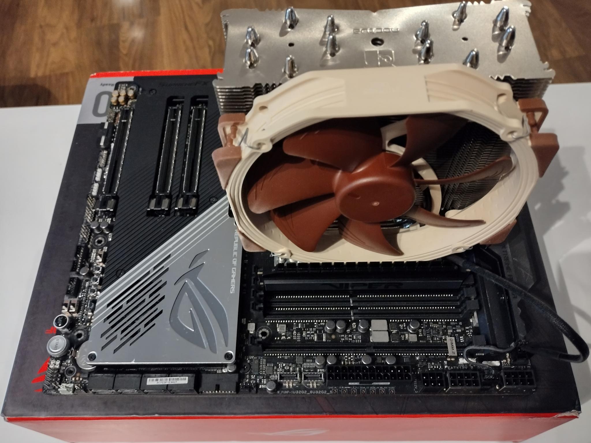 AMD RYZEN THREADRIPPER 3970X + ASUS ROG ZENITH II EXTREME ALPHA + NOCTUA NH-U14S (NO RAM/MEMORY)