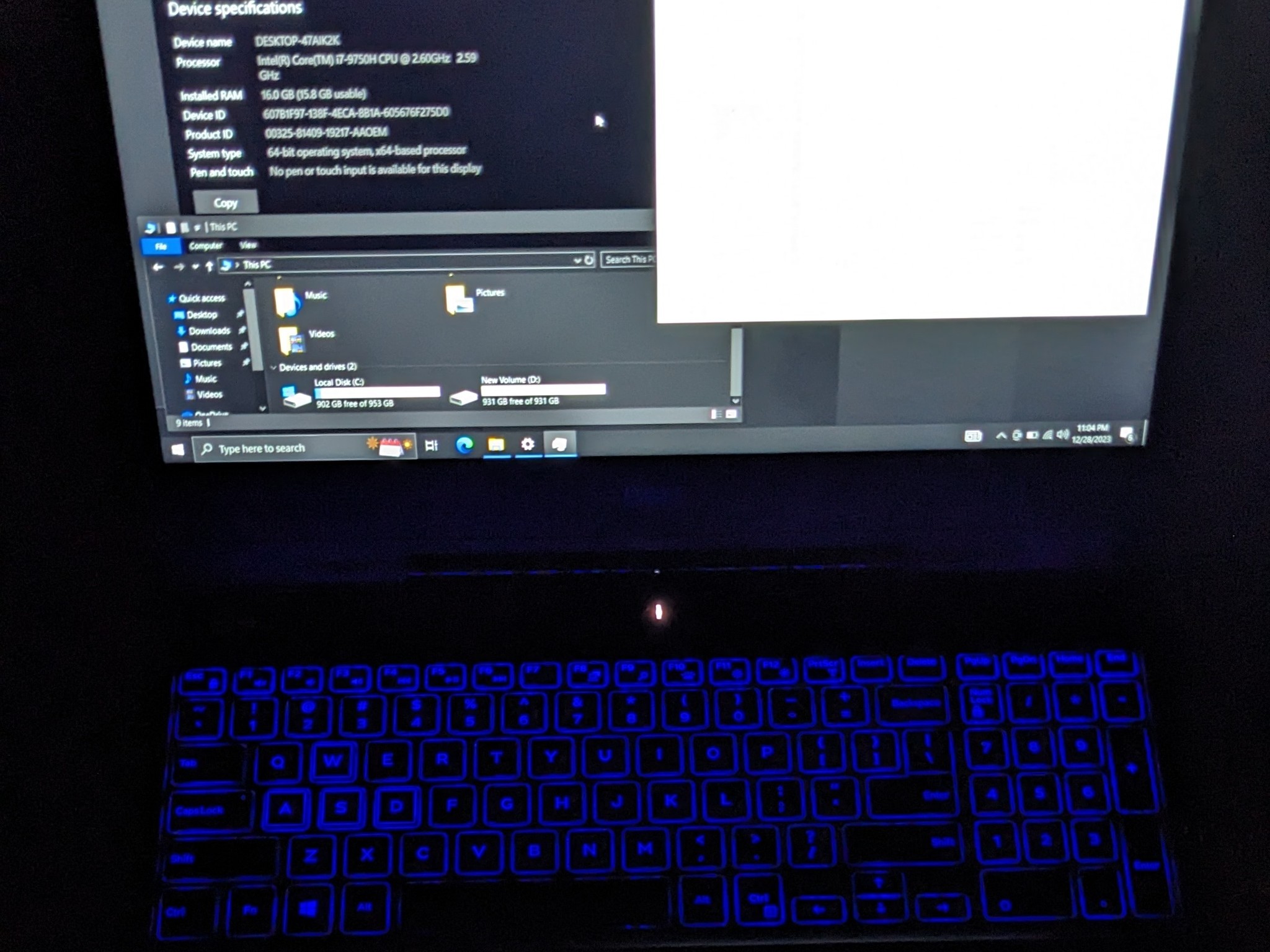 Dell G7 15.6" GTX 1660 Ti  i7-9750H 16GB 2666mhz 1TBNVMe 1TB HDD