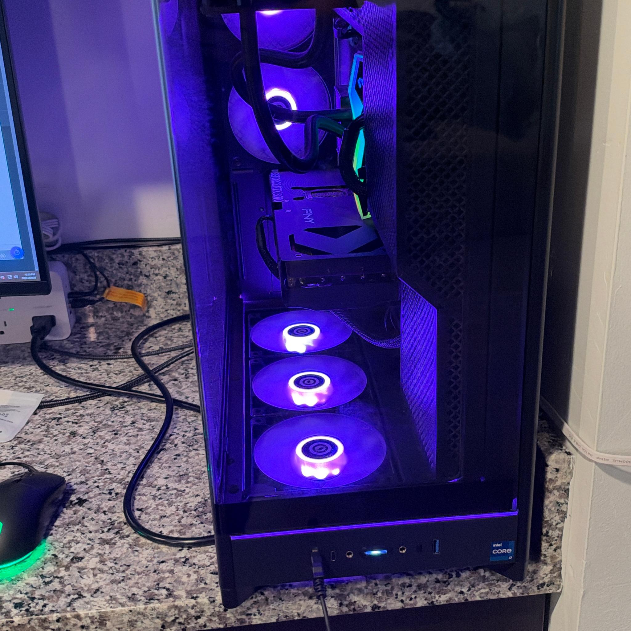 GeForce RTX 5070 Custom Gaming PC - Core i7-14700F, 32GB RAM