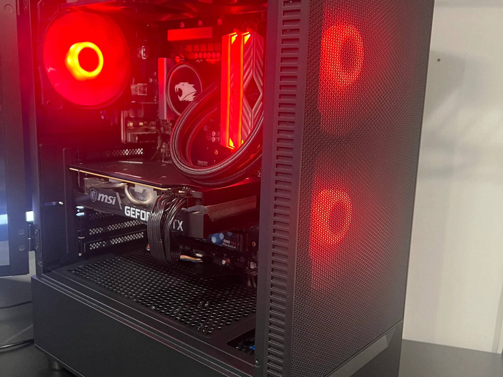 !!RTX 3070 and Intel 11700KF GAMING BEAST!!