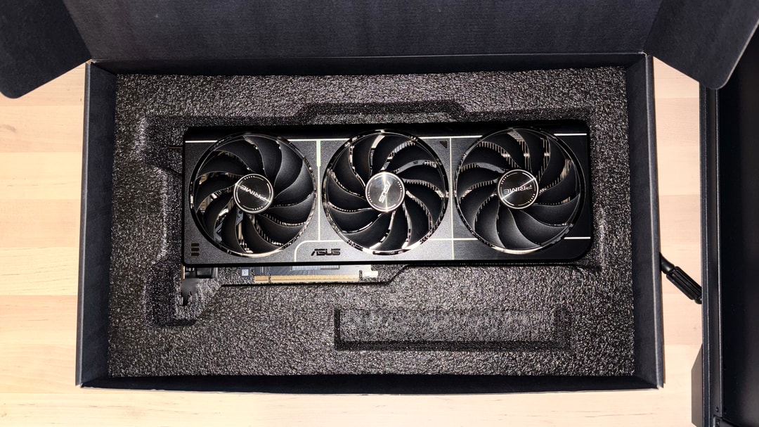 NEW NVIDIA GeForce RTX 5060 Ti 8GB | ASUS | Jawa