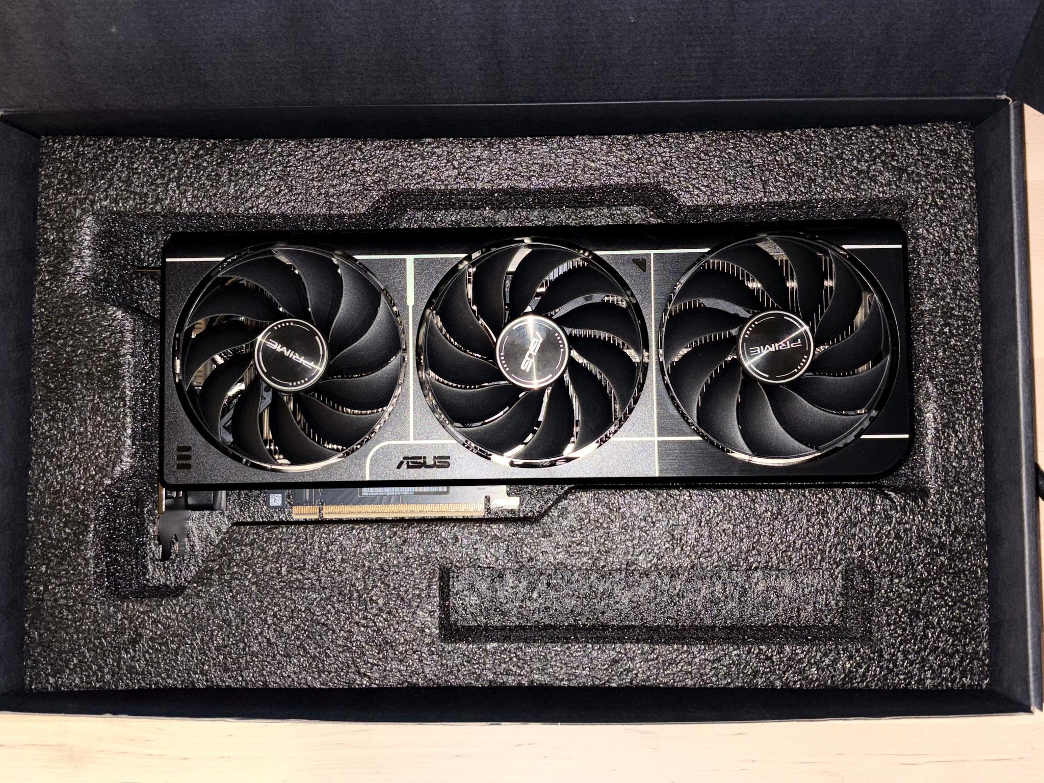 NEW NVIDIA GeForce RTX 5060 Ti 8GB | ASUS
