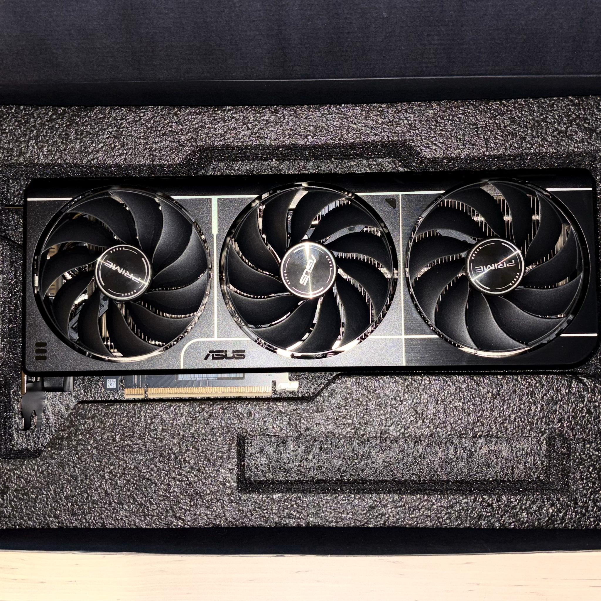NEW NVIDIA GeForce RTX 5060 Ti 8GB | ASUS