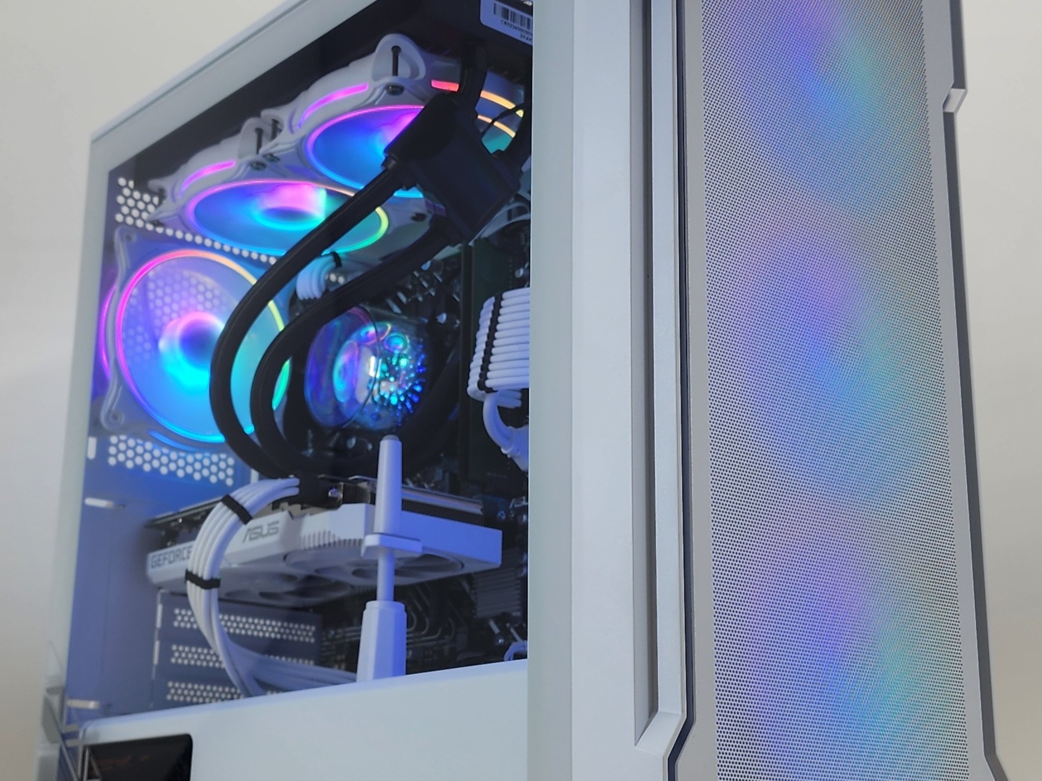 Gaming PC i3-14100F 16GB RAM 500GB SSD RTX 3060 8GB Windows 11 Computer