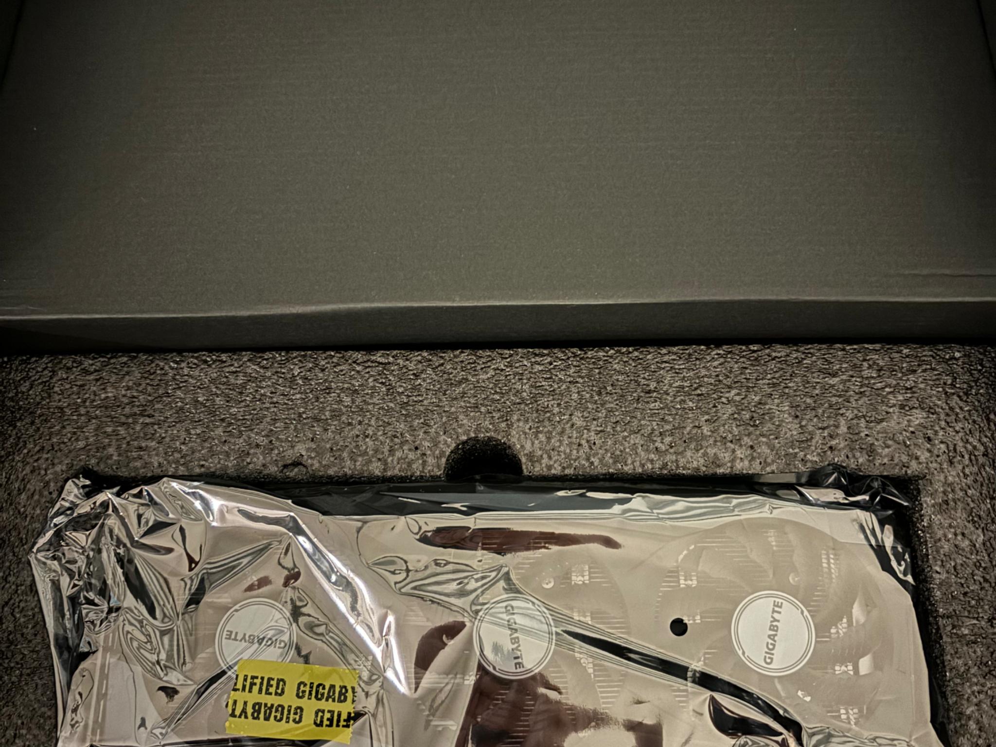 GIGABYTE AMD RADEON RX 6500 XT Windforce OC 4 GB