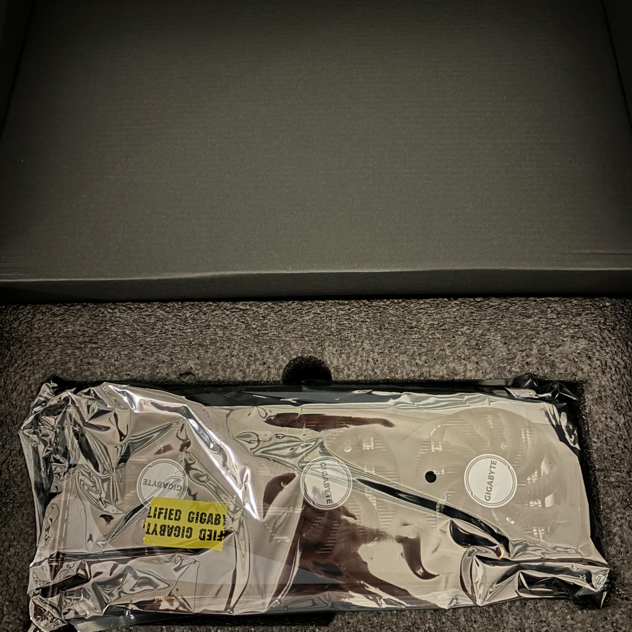 GIGABYTE AMD RADEON RX 6500 XT Windforce OC 4 GB