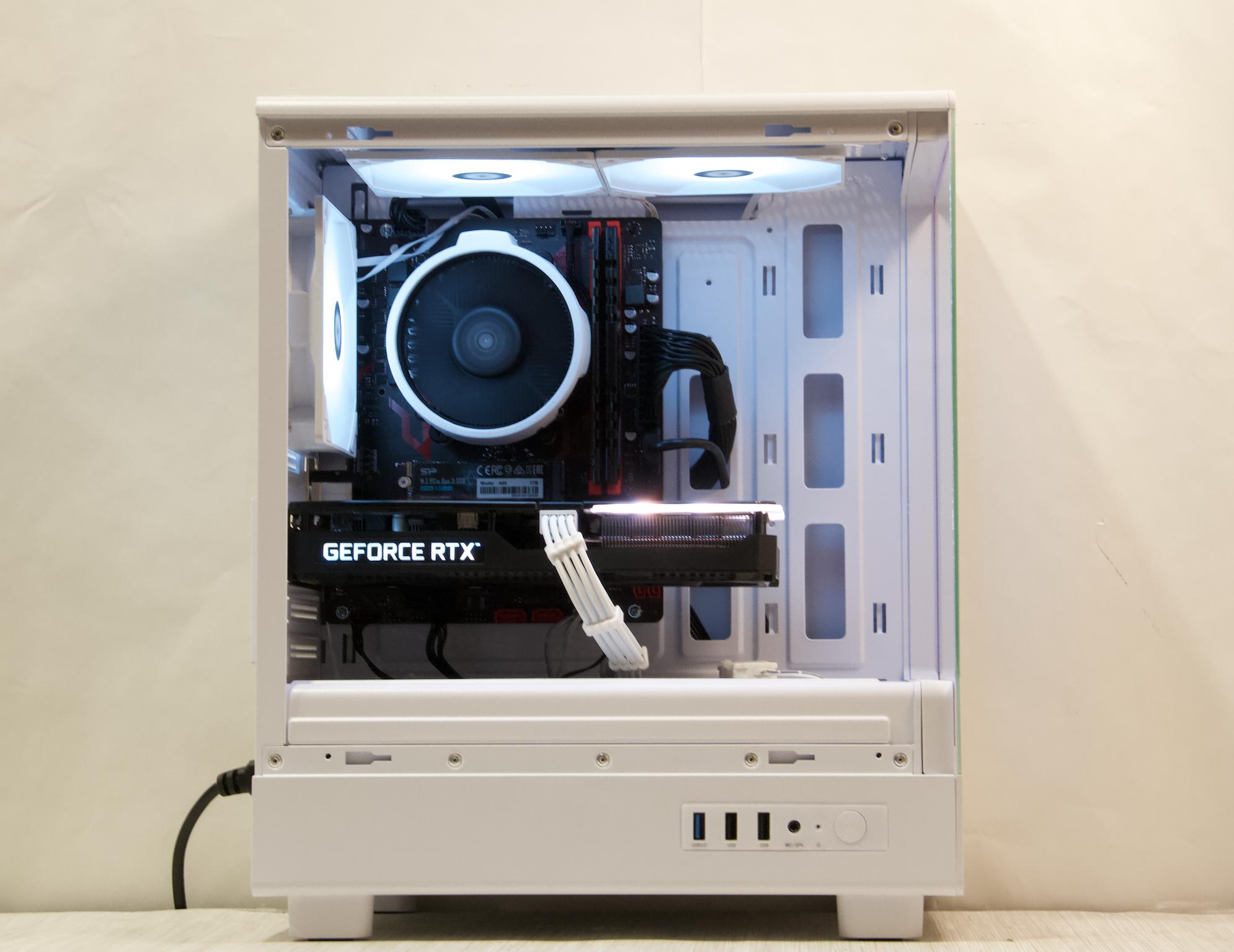 RTX 3070, Ryzen 5 3600, 16GB DDR4, 1TB NVMe SSD, WiFi - Custom Gaming PC