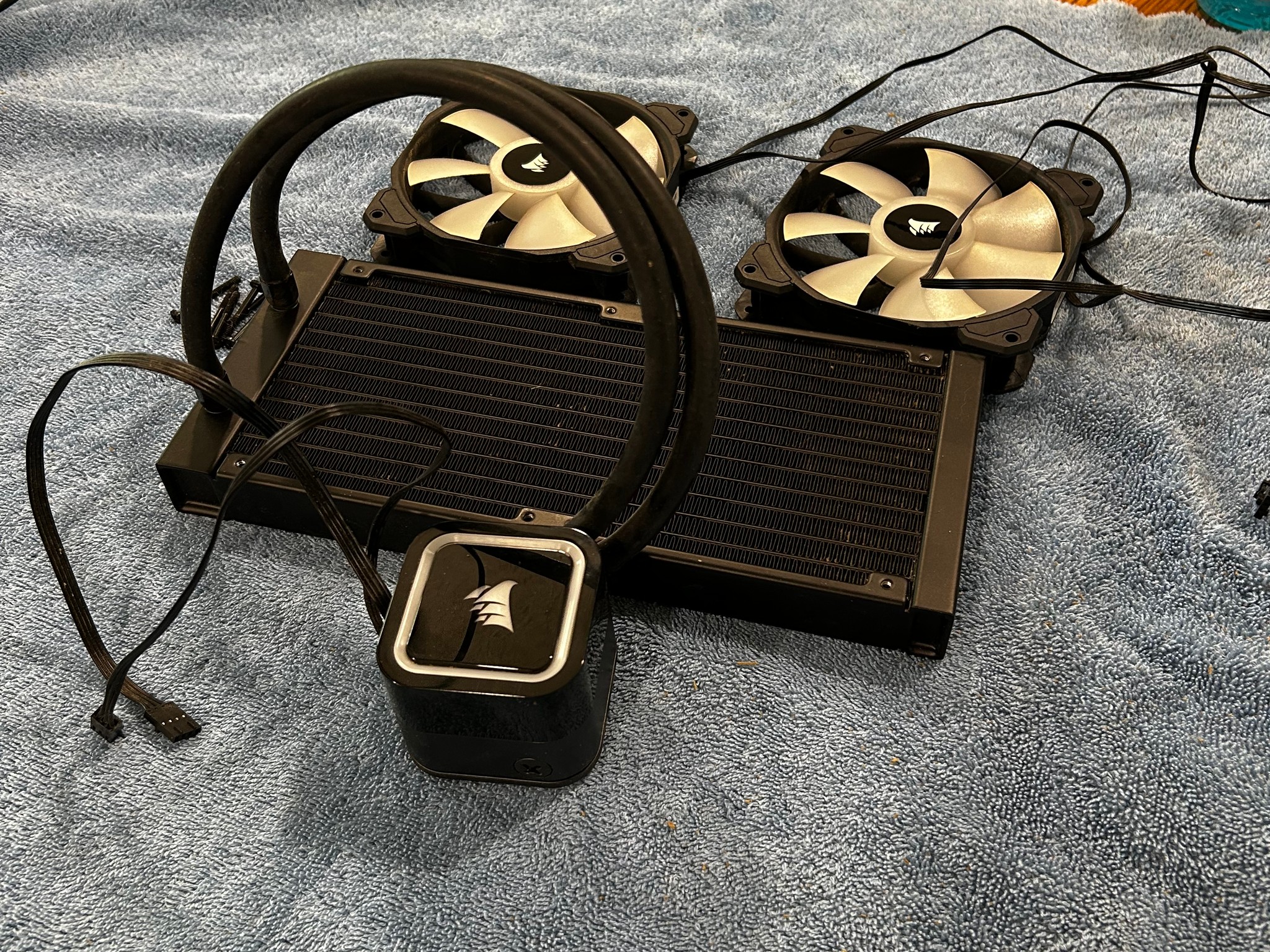 Corsair iCUE H100x RGB ELITE