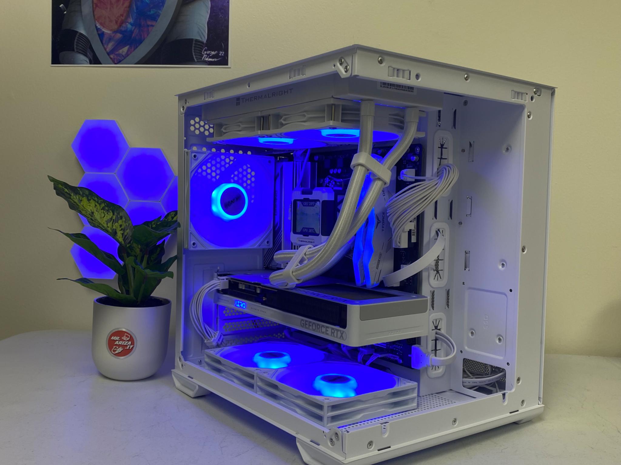 Aero Blaze - Ryzen 5 8400F - 32GB - 1TB - RTX 5060 (Updated)