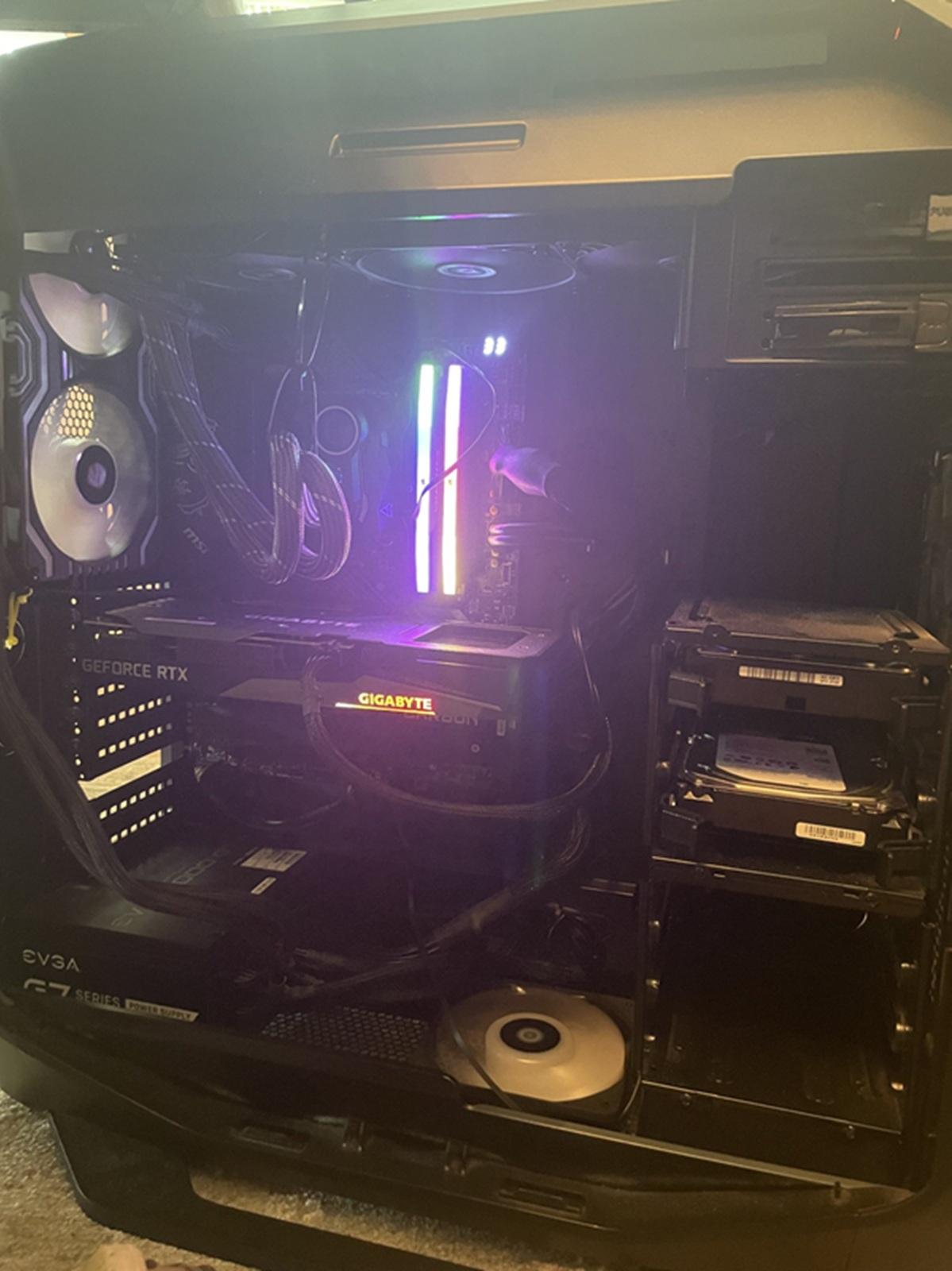 12th Intel i9-12900K, 3200 16 Core 24 RTX 3060 12G Memory DDR5 64G SSD 1TB Power Supply 1000W