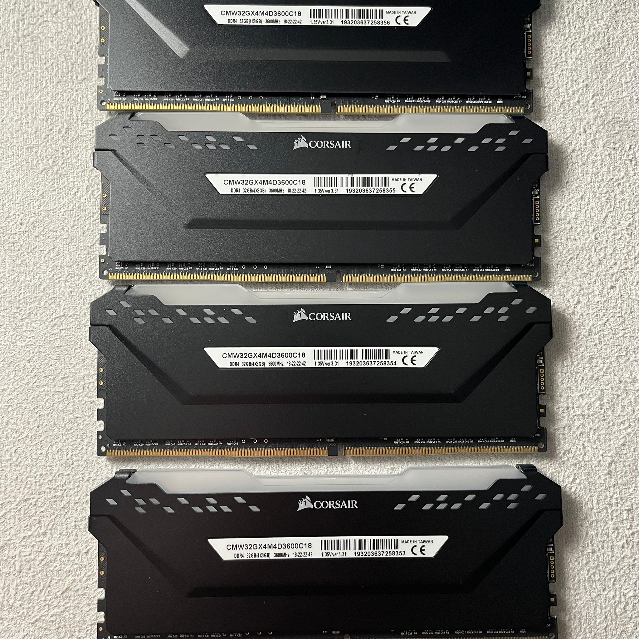 CORSAIR Vengeance RGB Pro 32GB (4 x 8GB) DDR4 3600MHz