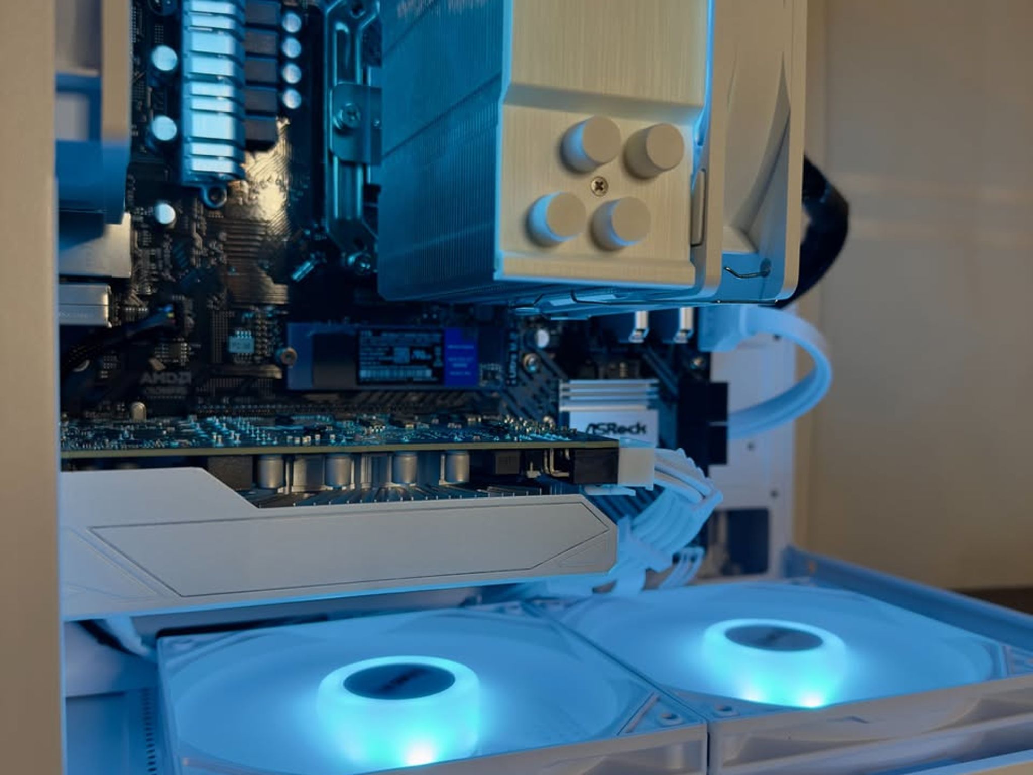 🌬️💠 Frostbyte Mini 🌬️💠 | RGB Gaming PC (NVIDIA GTX 1660 Super, Ryzen 5, 1TB NVMe SSD)