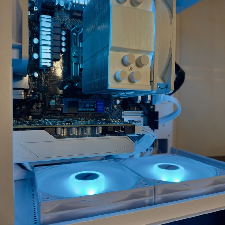 🌬️💠 Frostbyte Mini 🌬️💠 | RGB Gaming PC (NVIDIA GTX 1660 Super, Ryzen 5, 1TB NVMe SSD)