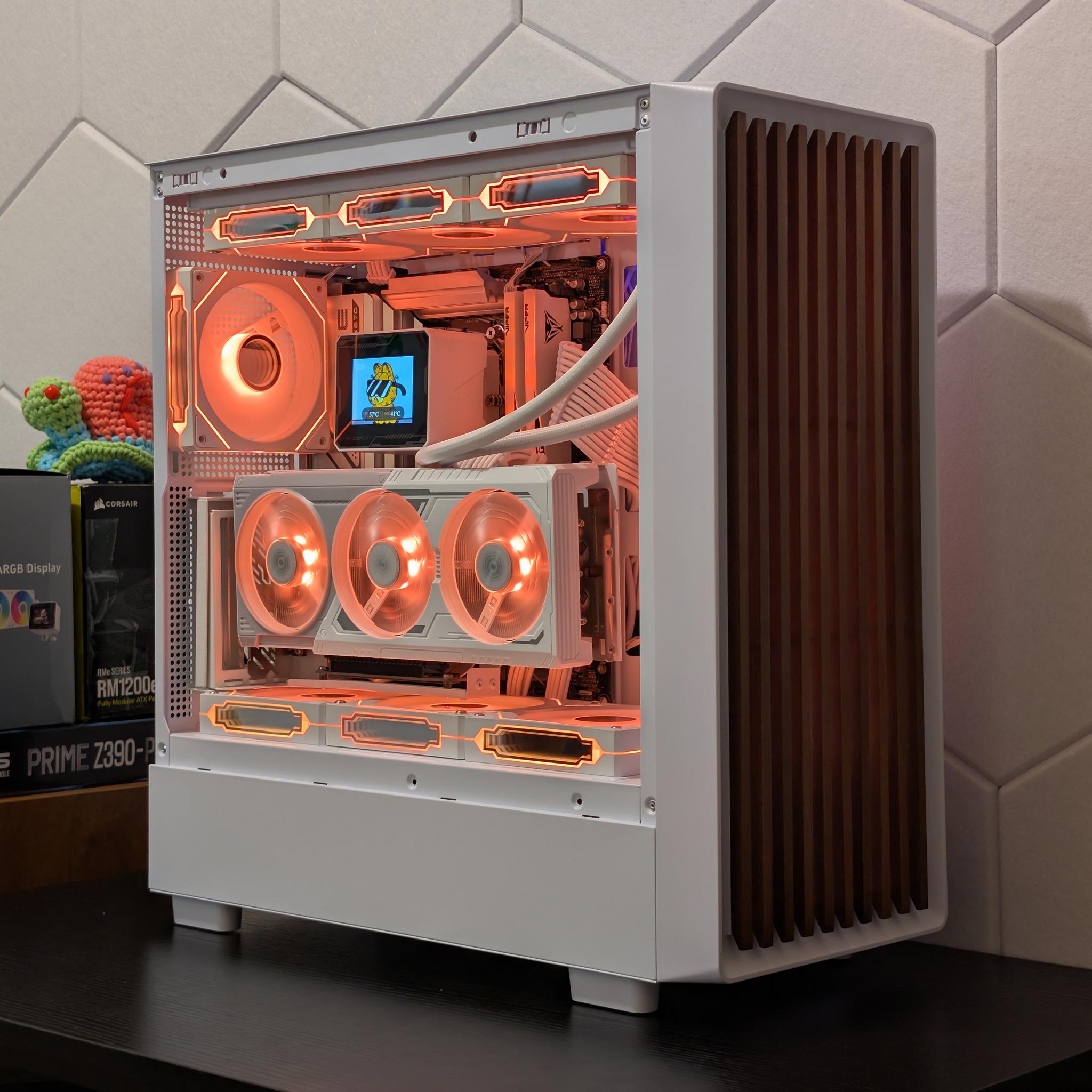 🐻‍❄️🪵4K Gaming Beast | RX 9070XT | Ryzen 7 7800X3D | 2TB SSD | 32GB RAM | WiFi 6 & BT🪵🐻‍❄️