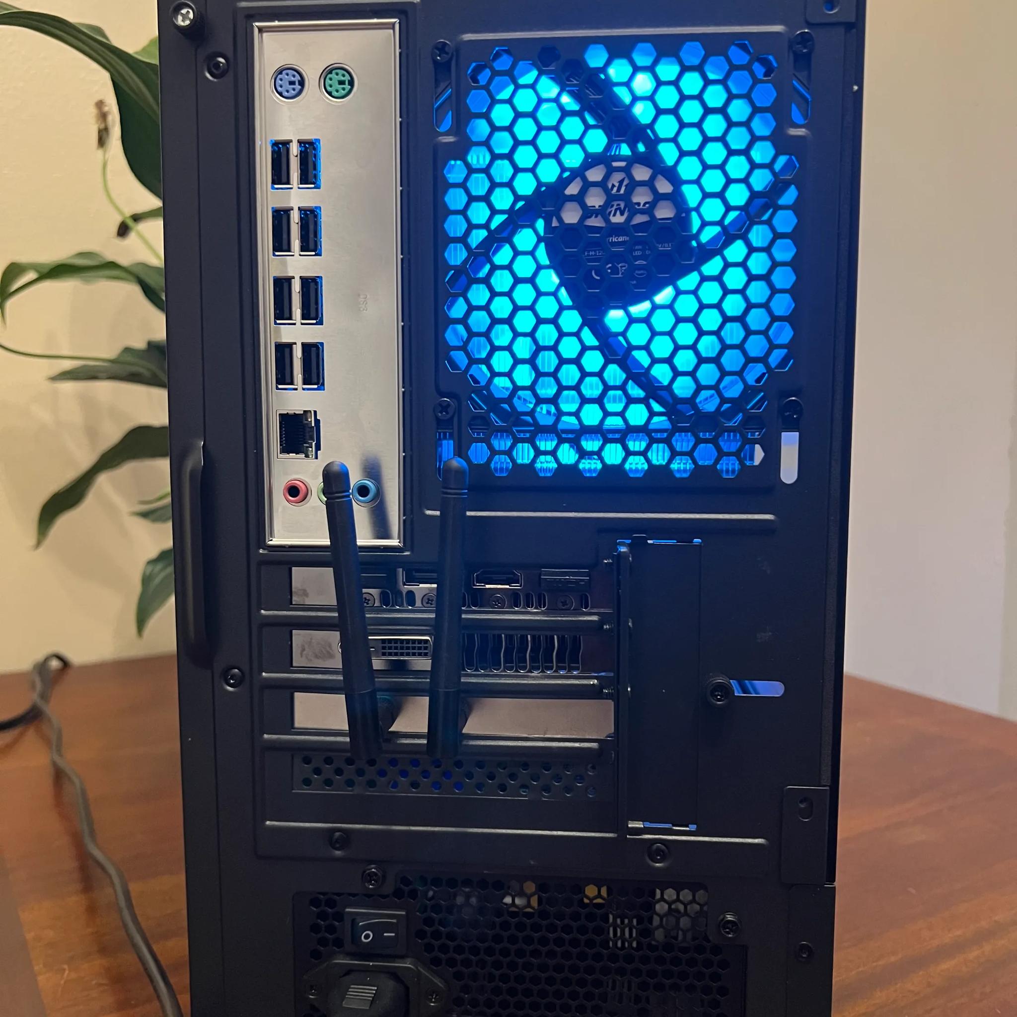 Intel 10 Core Gaming PC GTX 1070 1tb NVME SSD 32GB RAM WIFi WINDOWS 10 Pro