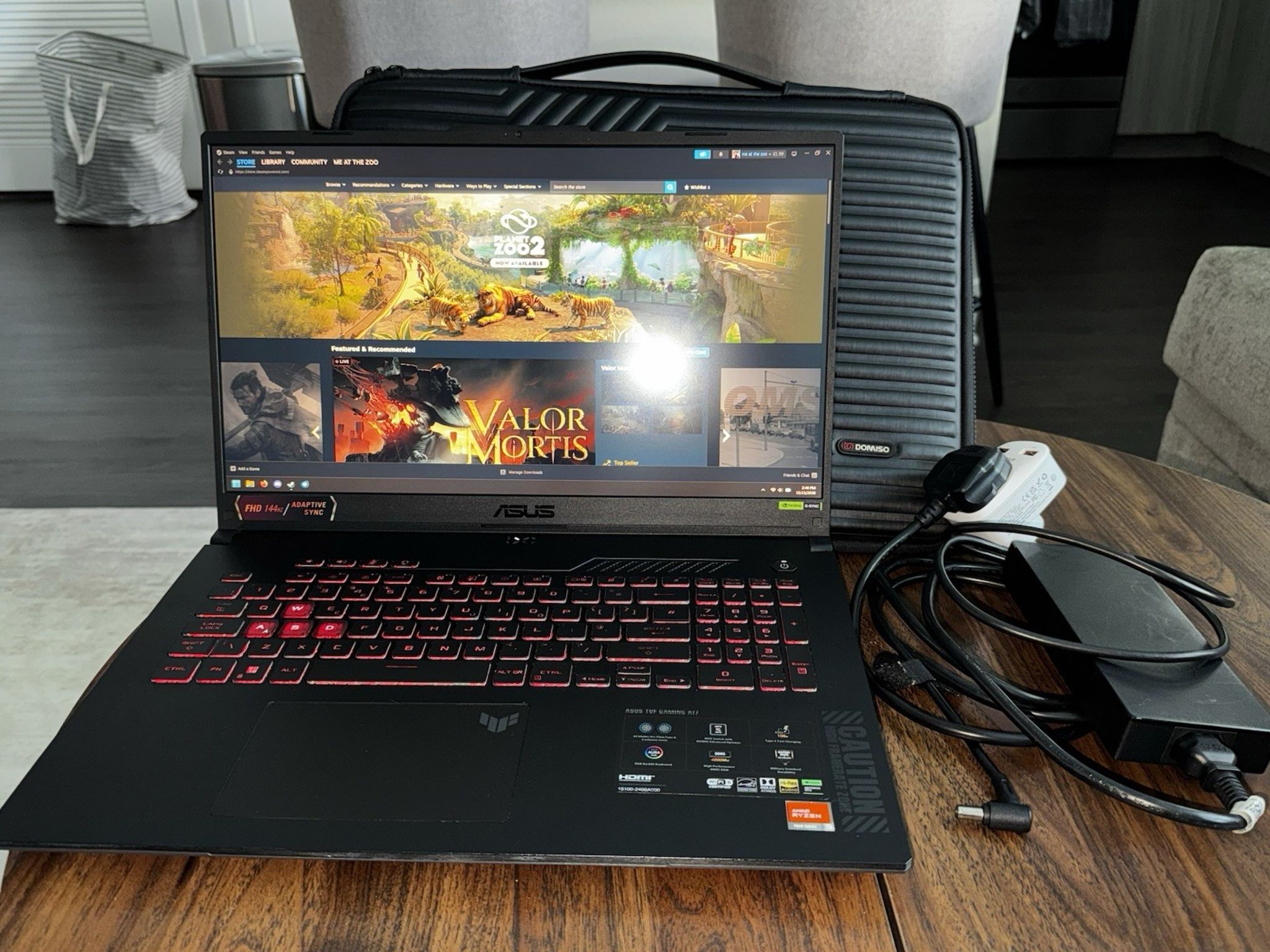 ASUS TUF Gaming A17 FA707XI Ryzen 9 RTX 4070 16GB DDR5 1TB SSD LAPTOP W/ CASE