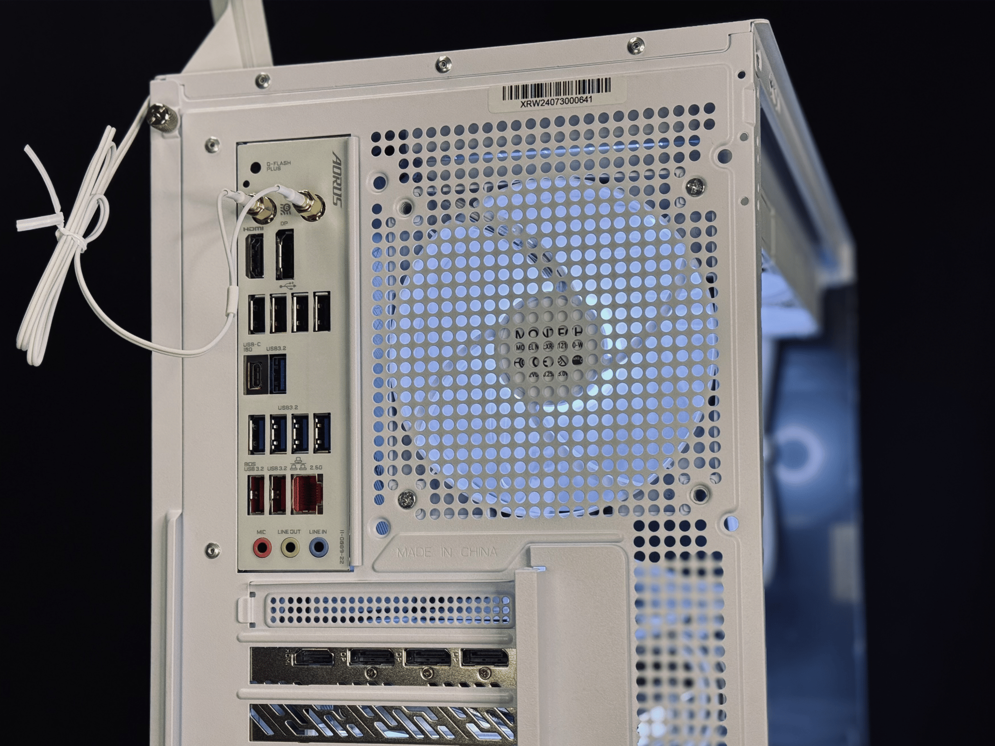 👨‍🚀CryoSpectre : AMD RX 9070XT, Ryzen 7 7700X , 32GB DDR5 RAM, 2TB M.2 SSD