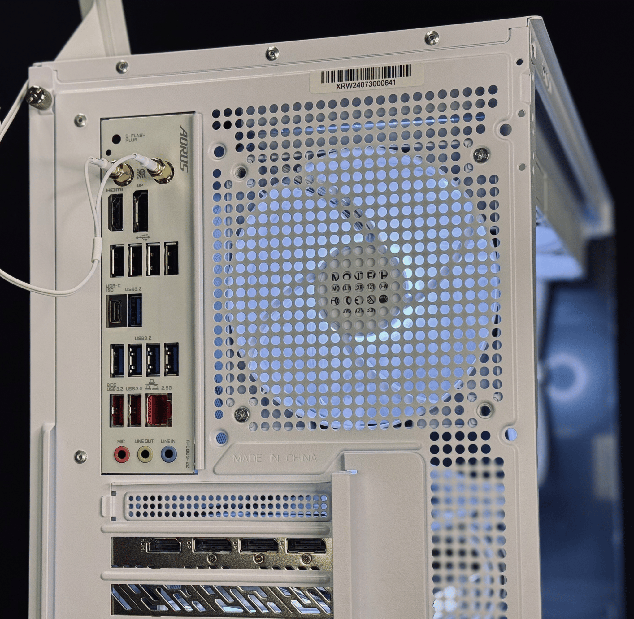 👨‍🚀CryoSpectre : AMD RX 9070XT, Ryzen 7 7700X , 32GB DDR5 RAM, 2TB M.2 SSD