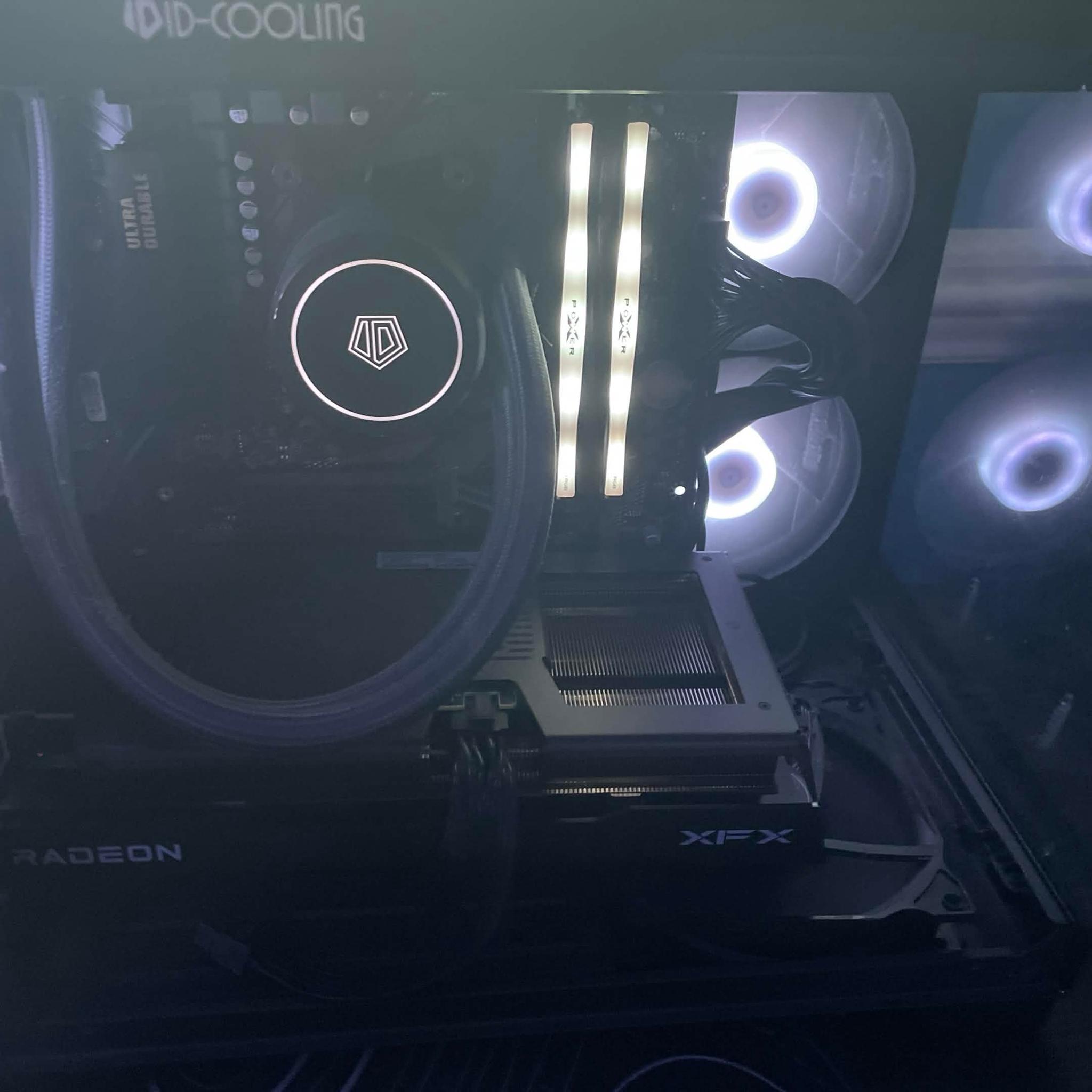 GREAT Midrange Gaming PC! Ryzen 7 5700X3D RADEON RX 9060 XT 8GB