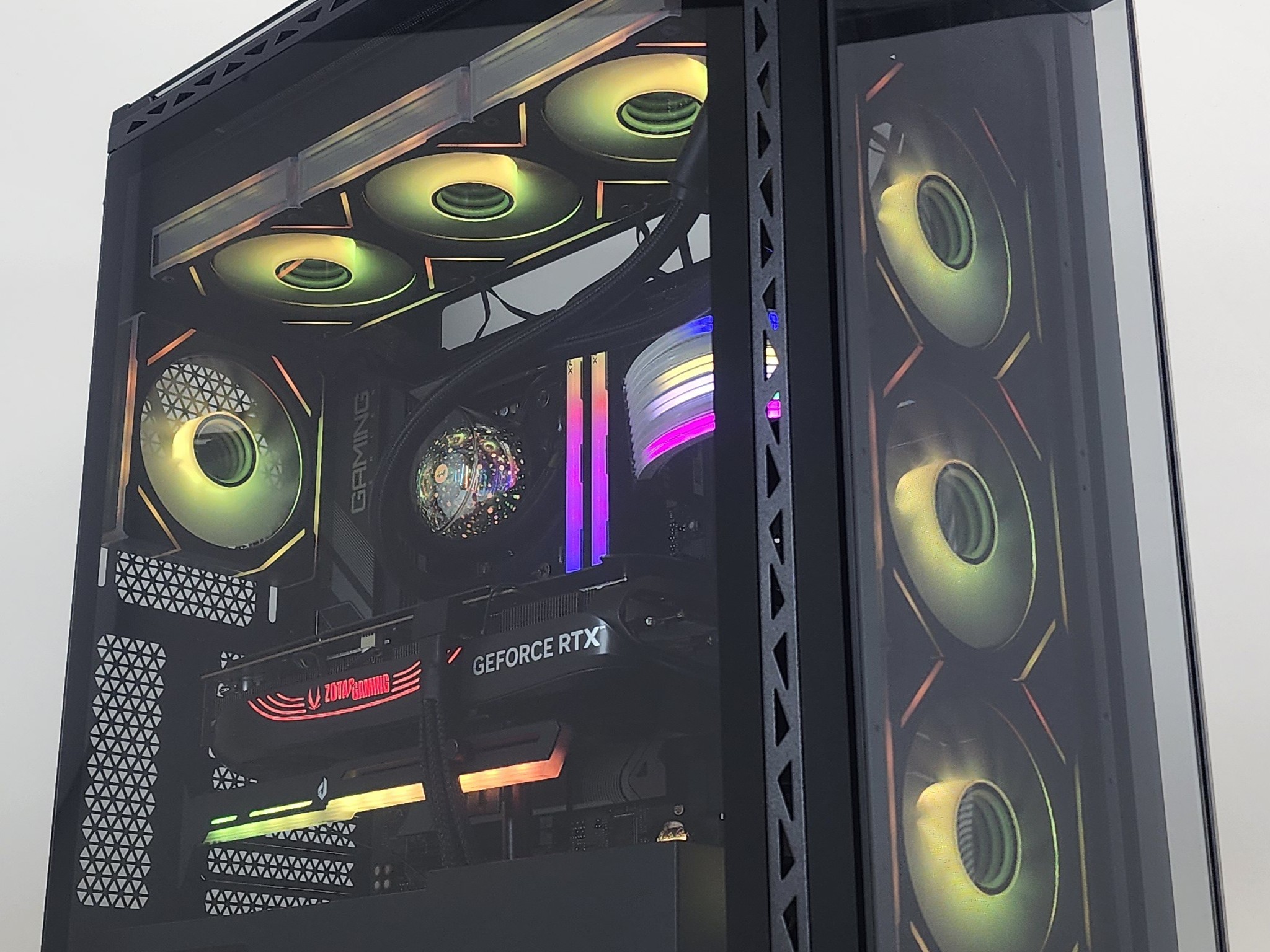 Gaming PC Ryzen 7 7800X3D 32GB RAM 2TB SSD RTX 4080 SUPER 16GB Win11 Computer