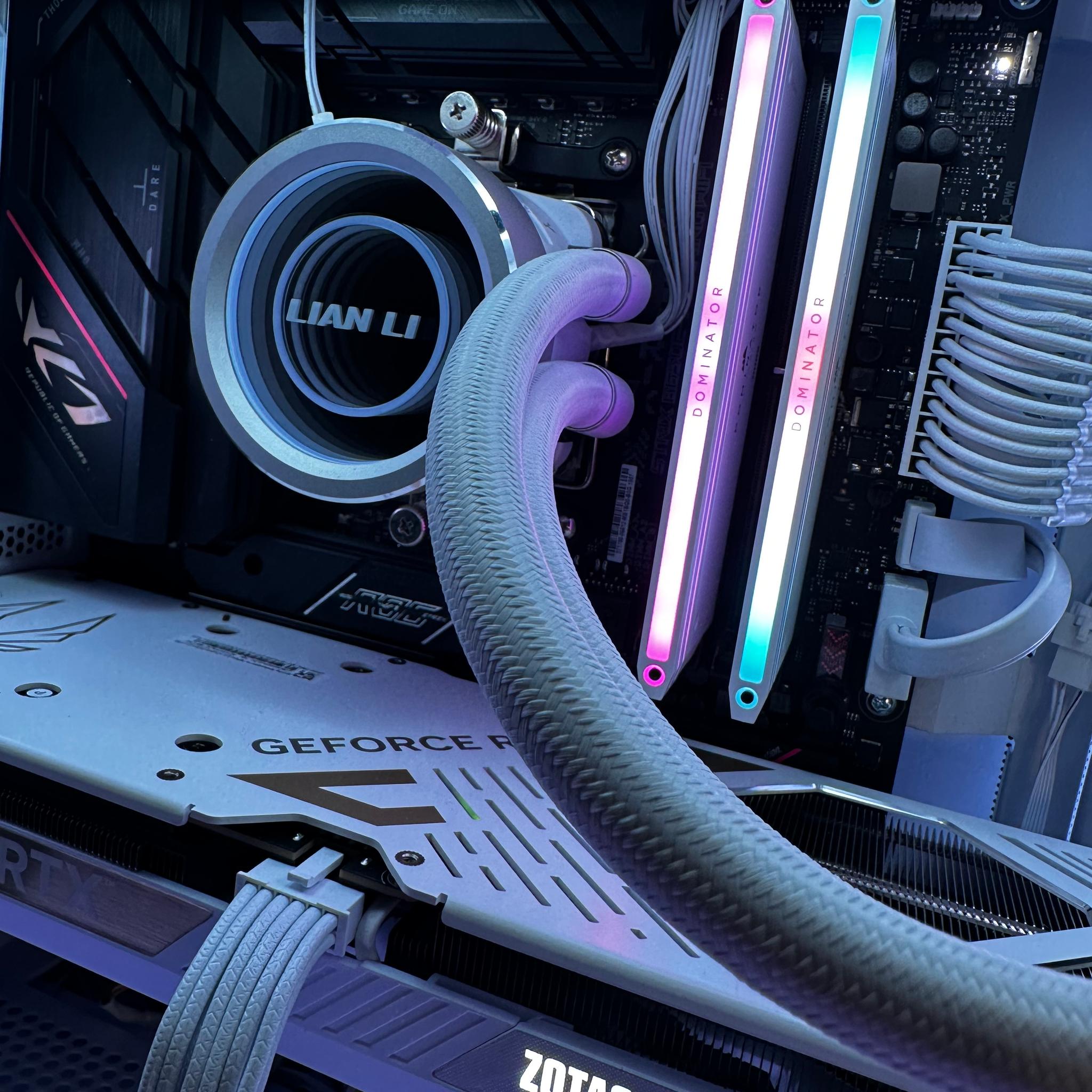 RTX 5070 Gaming PC | Ryzen 9 7900X | 48GB DDR5 | 2TB | RGB | WIFI | WHITE
