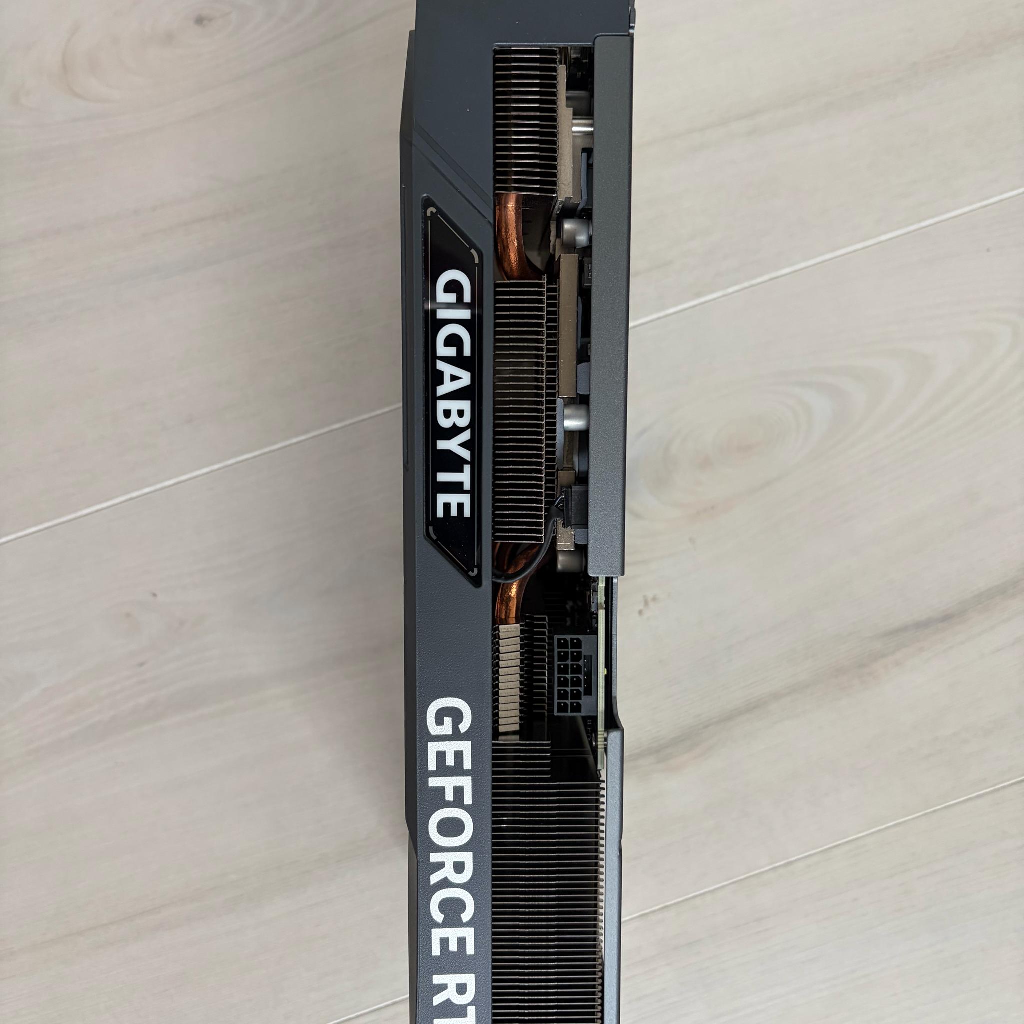 Gigabyte EAGLE OC GeForce RTX 4070 SUPER