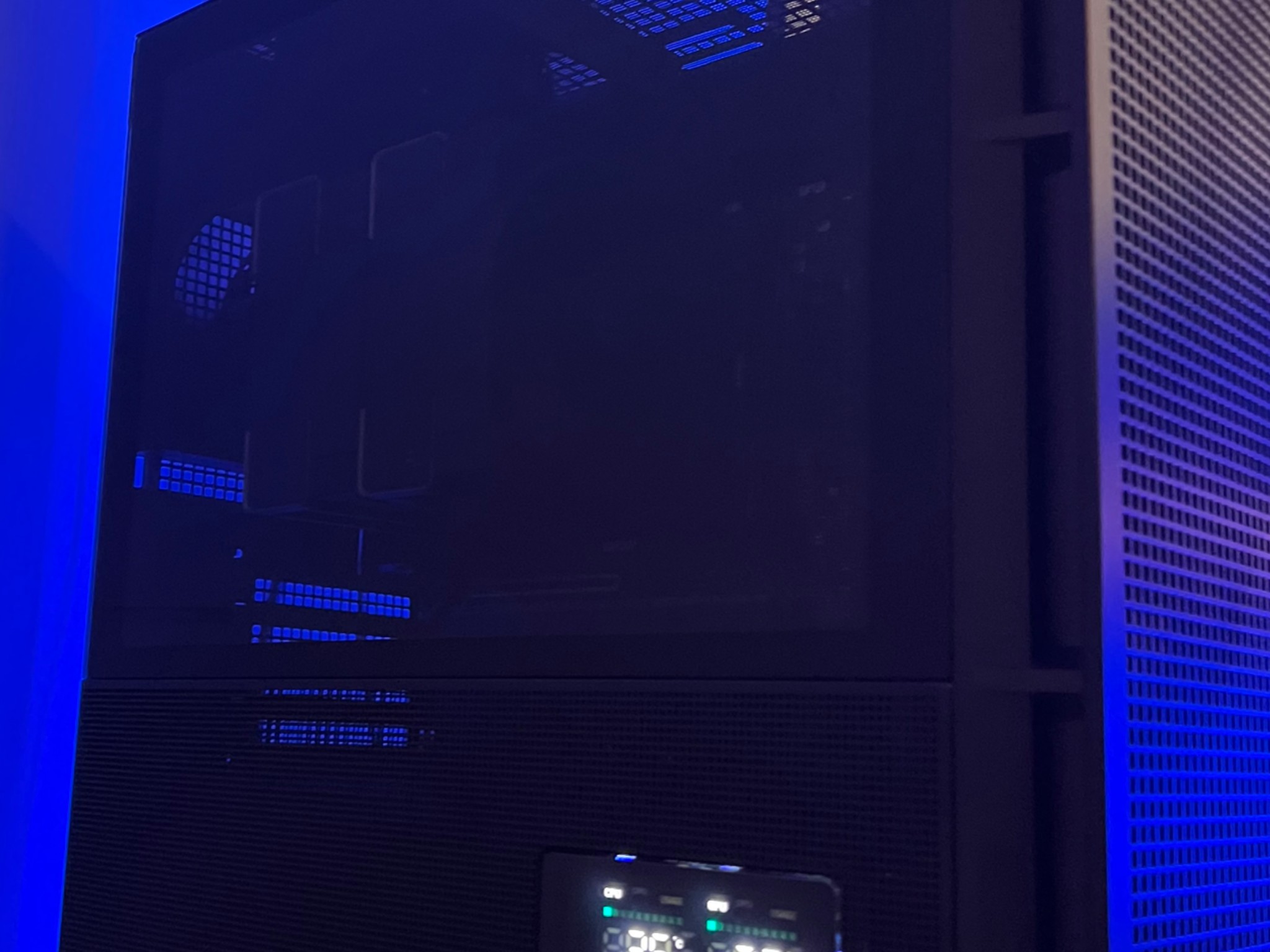 RTX 5070 Ti, Ryzen 7 9800X3D, 32GB DDR5, 4TB - 4K Gaming PC