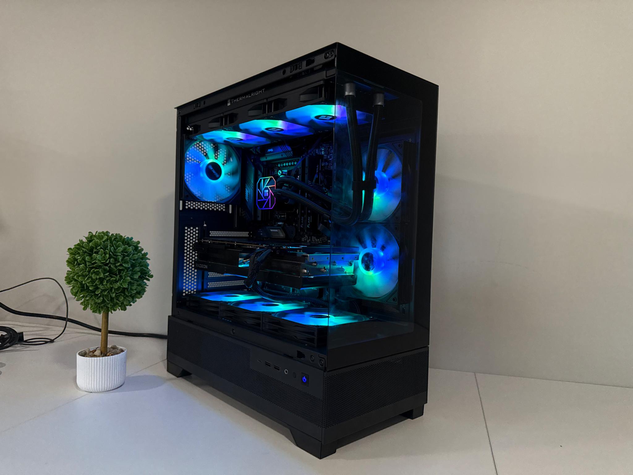 Insane 7900 XTX 4K Gaming PC (Ryzen 9 7950 X3D)