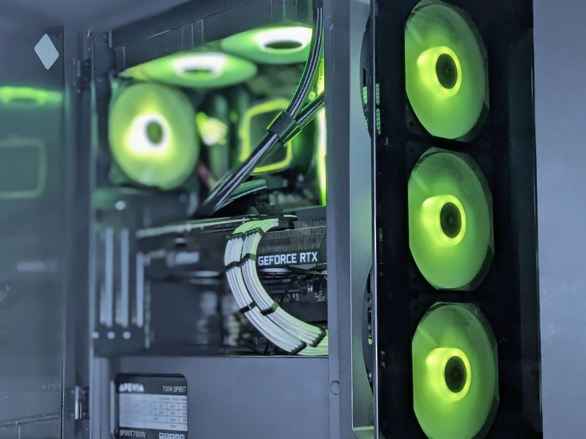 Liquid Cooled🧊💧| RTX3070TI | Ryzen 5@4.2GHz | 1TB NVMe M.2 SSD | Windows 11 Pro(Activated)