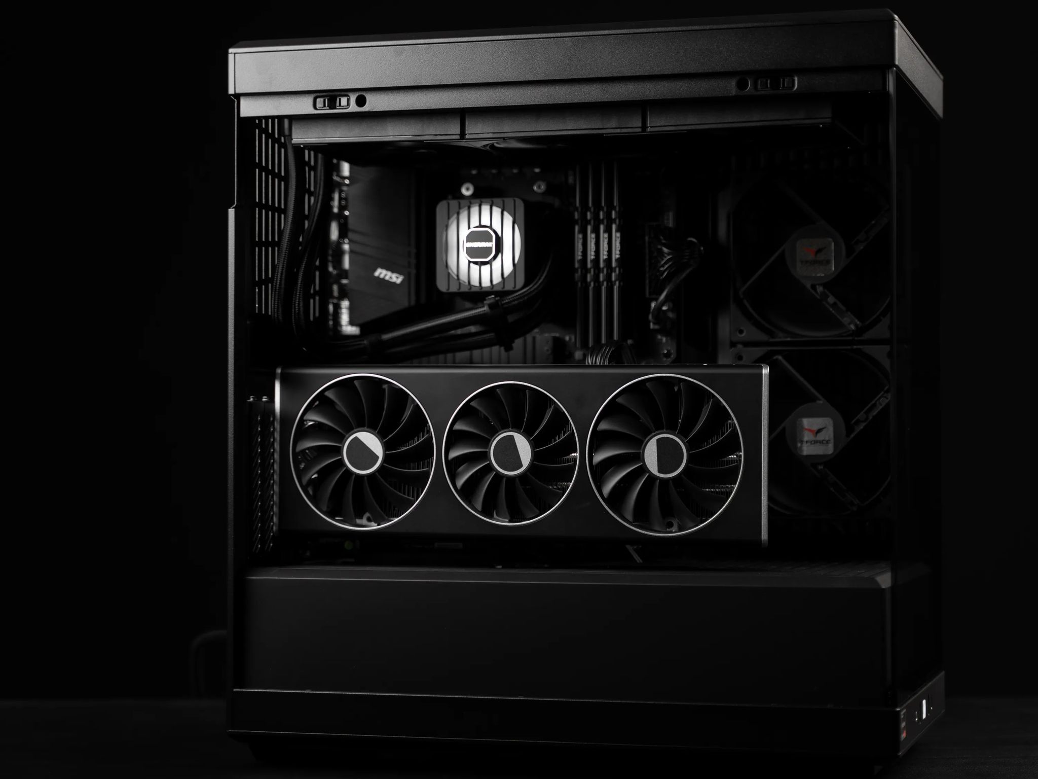 “DeuxDarc-F” RX 7800 XT Ryzen 7 32GB Windows 11 Pro 2TB Gaming PC Powerhouse