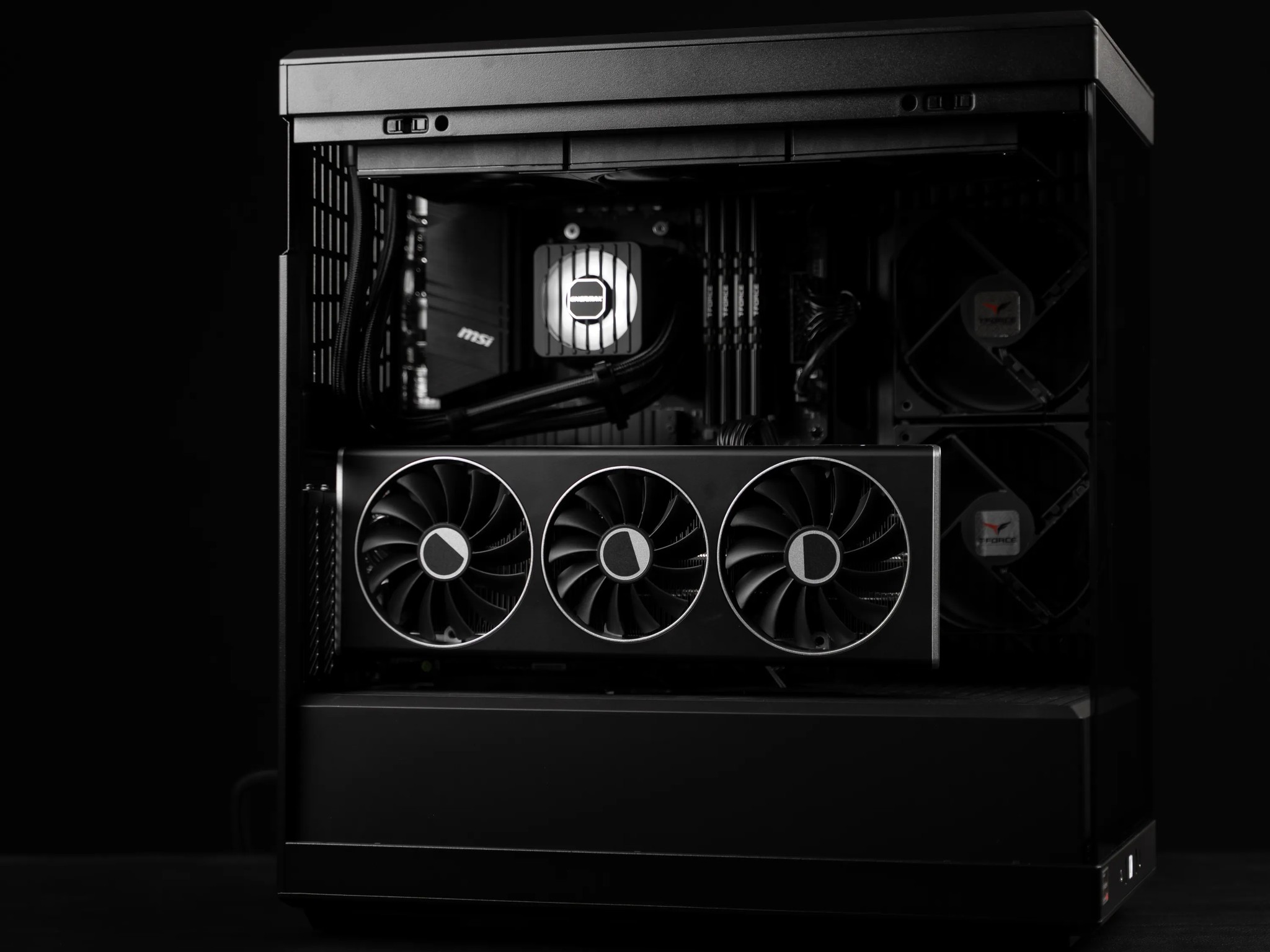 “DeuxDarc-F” RX 7800 XT Ryzen 7 32GB Windows 11 Pro 2TB Gaming PC Powerhouse
