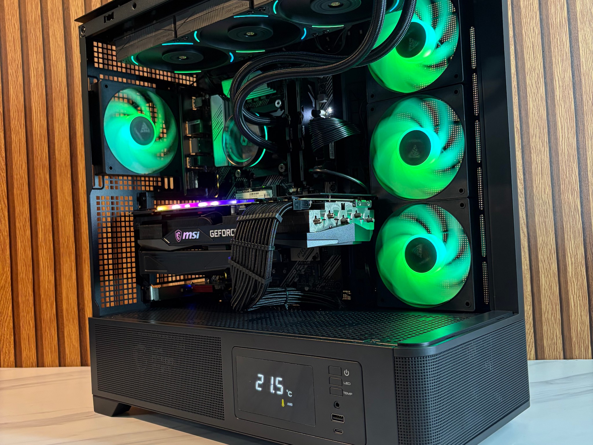RTX 3090 24GB | RYZEN 7 5800X | 64GB DDR4 | 1TB NVME SSD | 360MM AIO | 750W